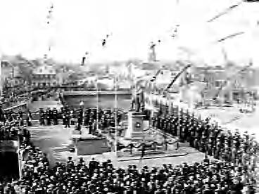 Fotocollectie Anefo — De Ruyterherdenking in Vlissingen — Foto: Noske, J.D. / Anefo. Licentie: Set B: Rechtenvrij / Publiek Domein. Bron: Nationaal Archief. http://hdl.handle.net/10648/a95abe3a-d0b4-102d-bcf8-003048976d84