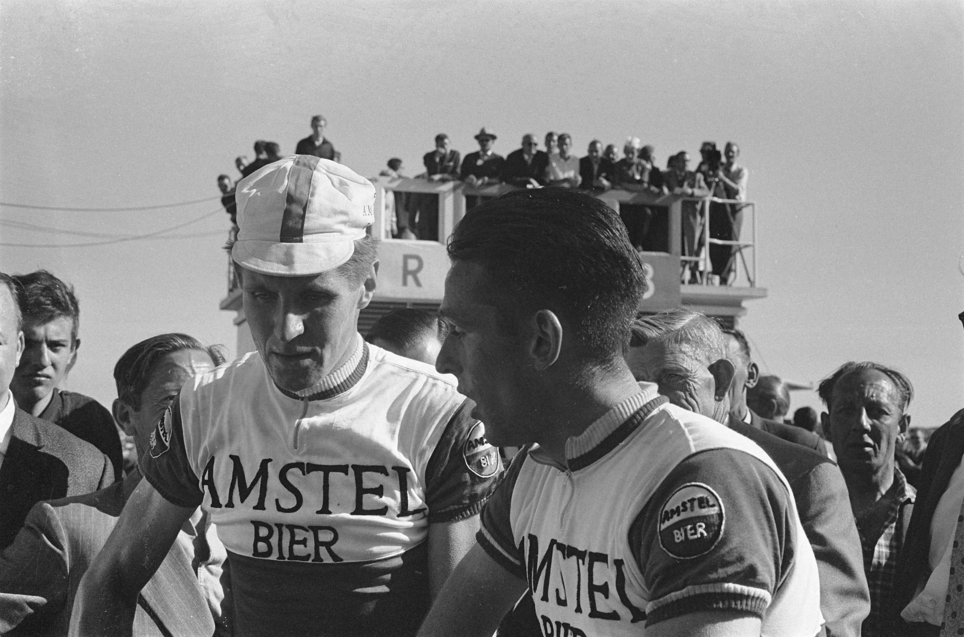 NK Wielrennen 1963 — Nederlands kampioenschap wielrennen op de weg op Circuit Zandvoort. Peter Post — Foto: Pot, Harry / Anefo. Licentie: Set B: Rechtenvrij / Publiek Domein. Bron: Nationaal Archief. http://hdl.handle.net/10648/aa3f375e-d0b4-102d-bcf8-003048976d84