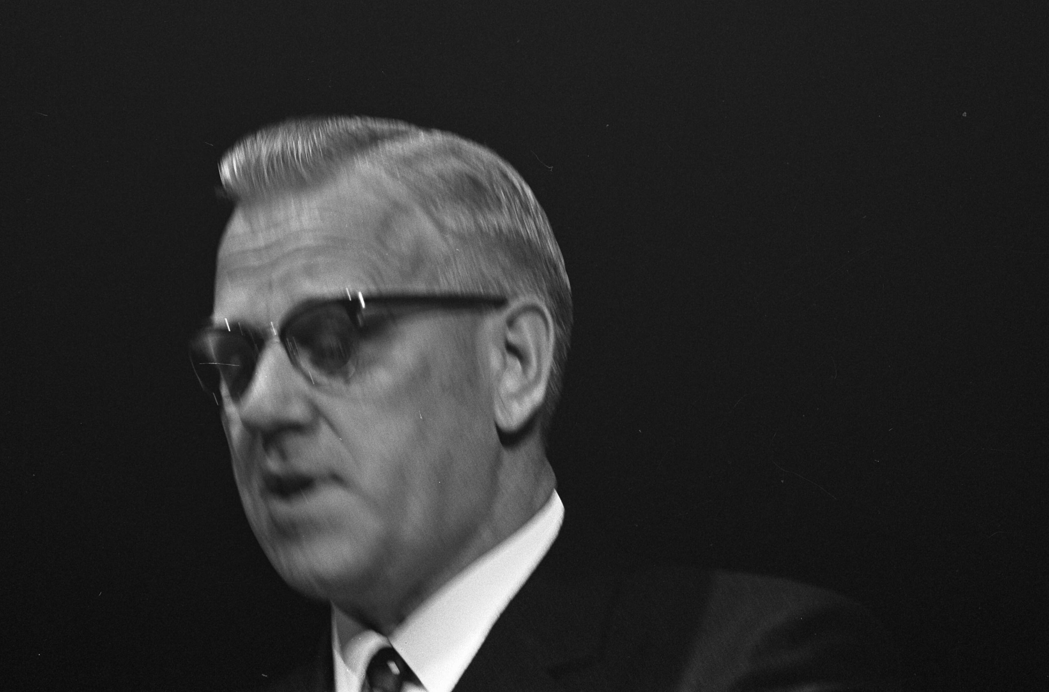 Fotocollectie Anefo — Wereldcongres Vakbeweging in de RAI te Amsterdam, Arne Geyer, Zweden — Foto: Koch, Eric / Anefo. Licentie: Set B: Rechtenvrij / Publiek Domein. Bron: Nationaal Archief. http://hdl.handle.net/10648/aab2b256-d0b4-102d-bcf8-003048976d84