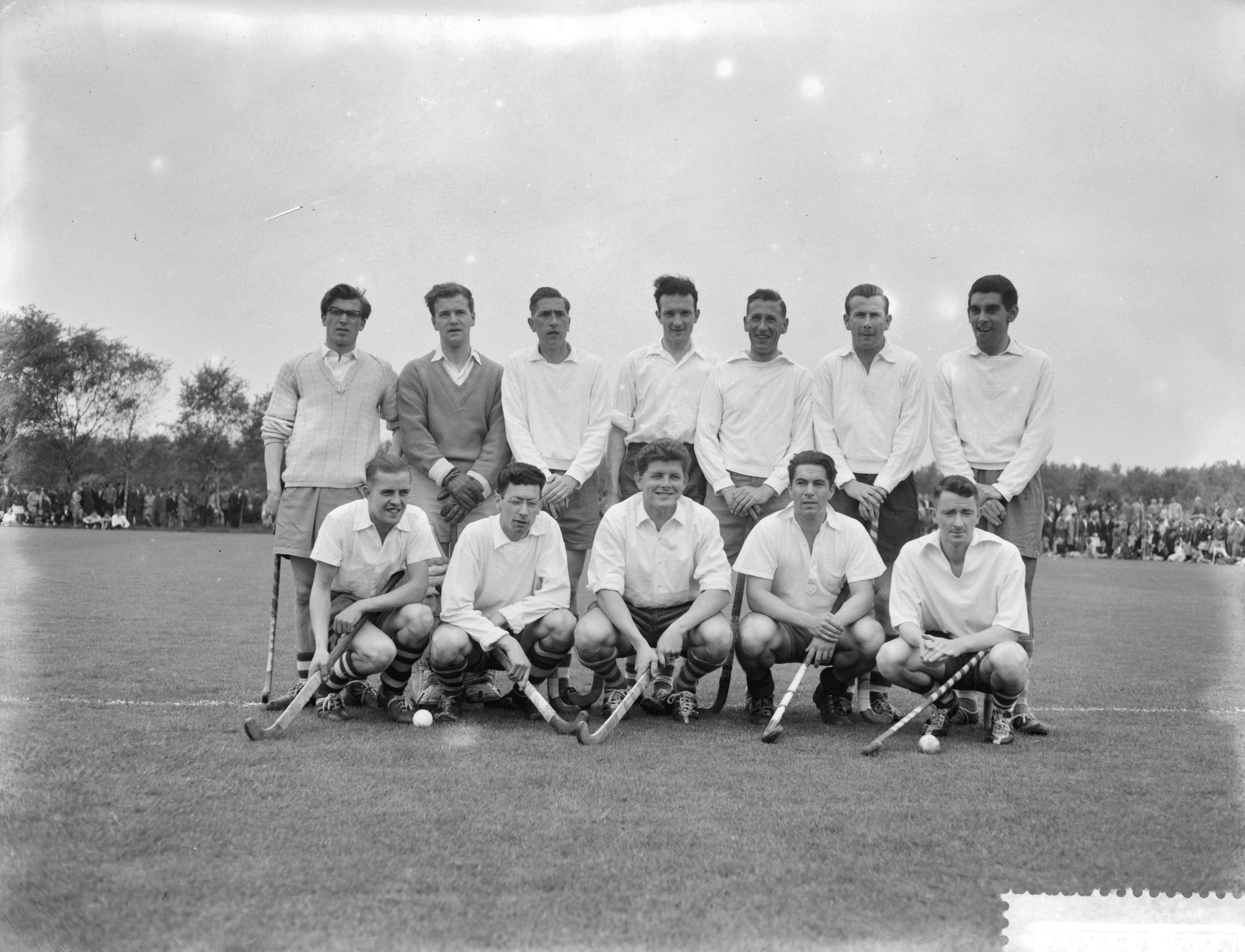 Fotocollectie Anefo — Hockey. SCHC tegen Venlo 1-1, wedstrijd om het kampioenschap van Nederland. Elftal van Venlo — Foto: Rossem, Wim van / Anefo. Licentie: Set B: Rechtenvrij / Publiek Domein. Bron: Nationaal Archief. http://hdl.handle.net/10648/a99522f0-d0b4-102d-bcf8-003048976d84