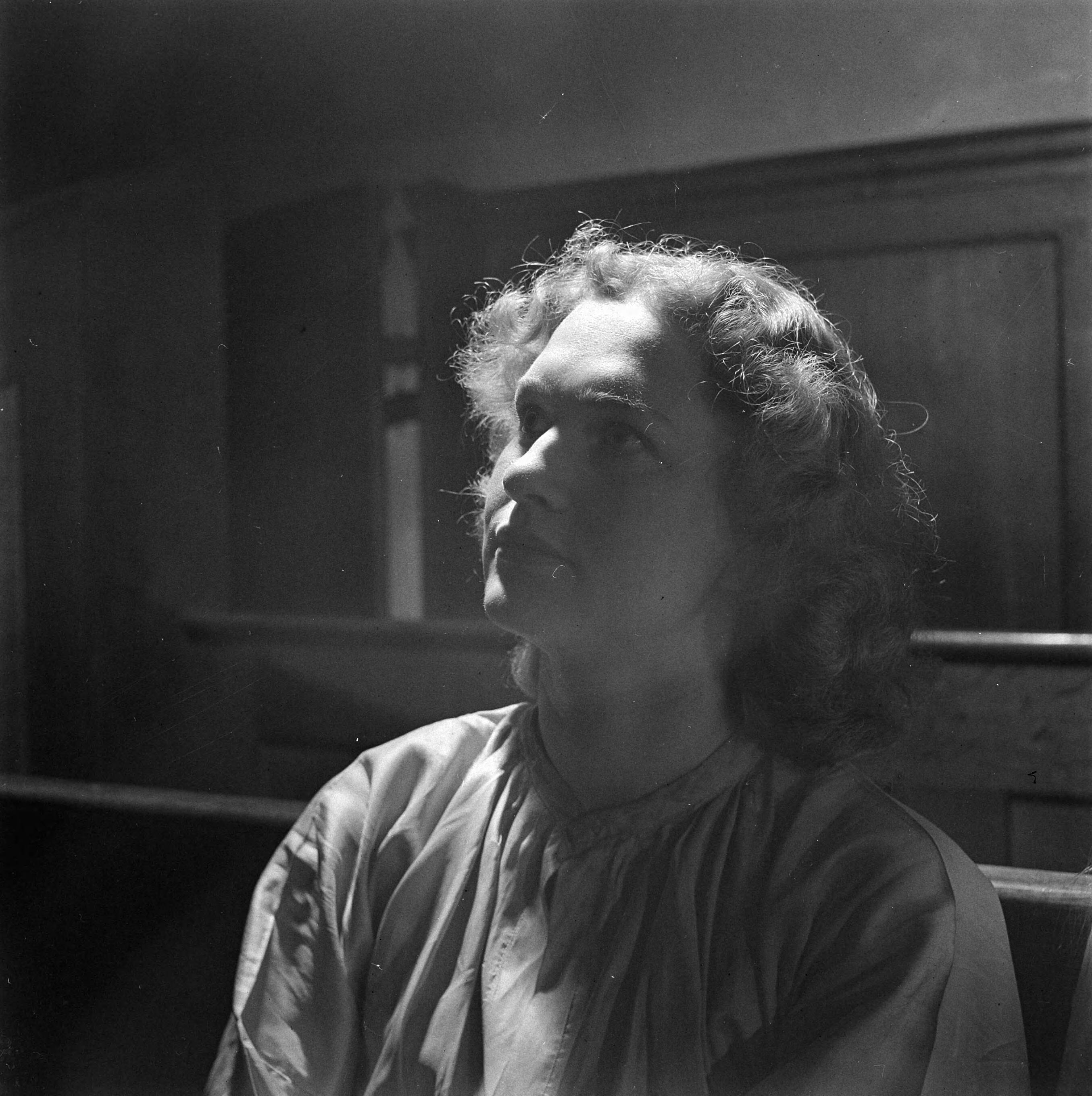 Fotocollectie Anefo — Kerstspel in de Grote of St. Bavokerk te Haarlem — Foto: Haren Noman, Theo van / Anefo. Licentie: Set B: Rechtenvrij / Publiek Domein. Bron: Nationaal Archief. http://hdl.handle.net/10648/a88fc3ba-d0b4-102d-bcf8-003048976d84