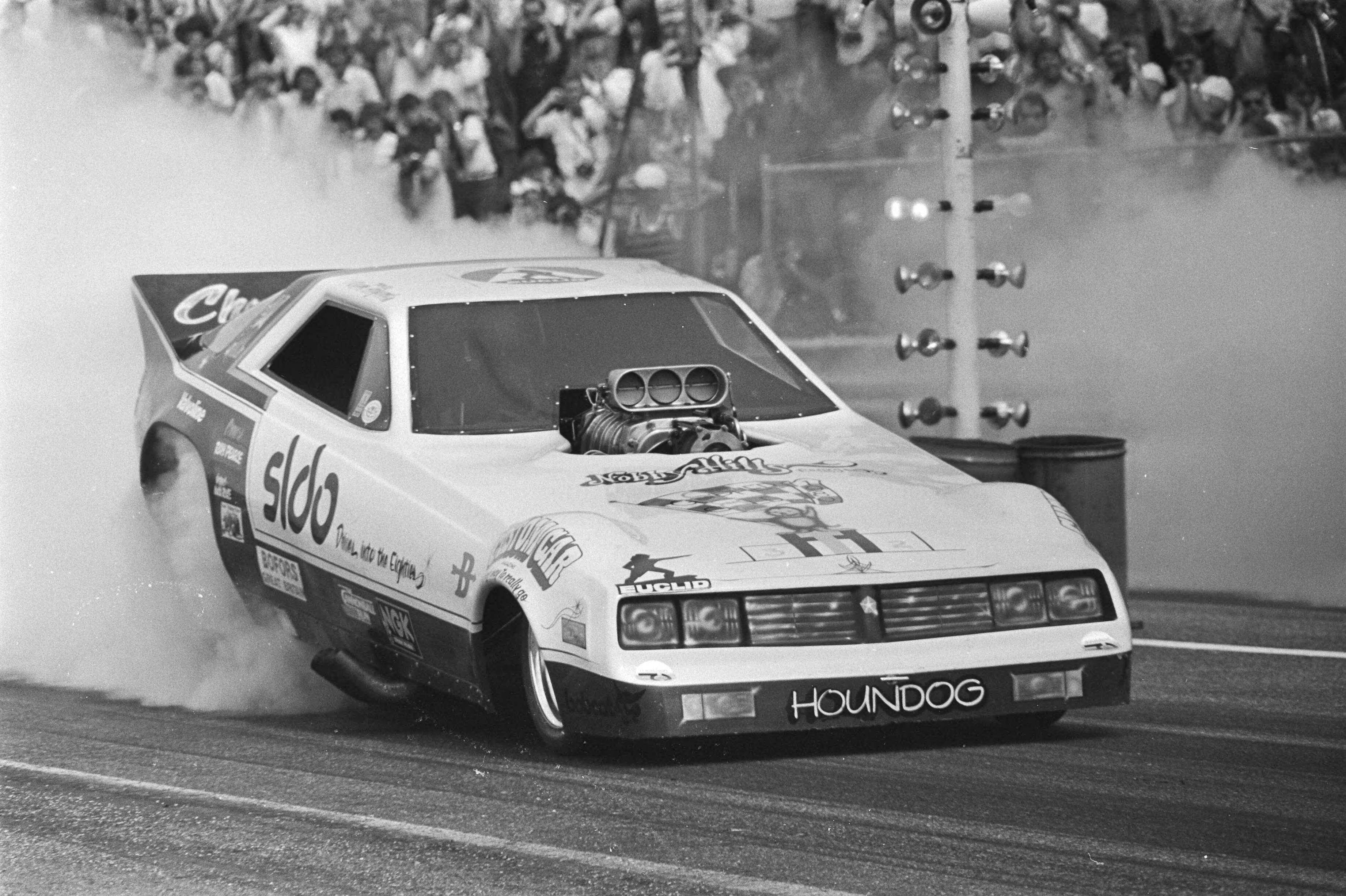 Fotocollectie Anefo — "Dragraces"festival en "superbike"races op Zandvoort; — Foto: Dijk, Hans van / Anefo. Licentie: Set B: Rechtenvrij / Publiek Domein. Bron: Nationaal Archief. http://hdl.handle.net/10648/ad1b684e-d0b4-102d-bcf8-003048976d84