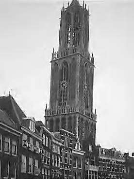 Fotocollectie Rijksvoorlichtingsdienst Eigen — Dia's domtoren Utrecht [doorlopende serie van 2] — Foto: Schuurman, Ralph L. / RVD. Licentie: Set B: Rechtenvrij / Publiek Domein. Bron: Nationaal Archief. http://hdl.handle.net/10648/af7015ae-d0b4-102d-bcf8-003048976d84