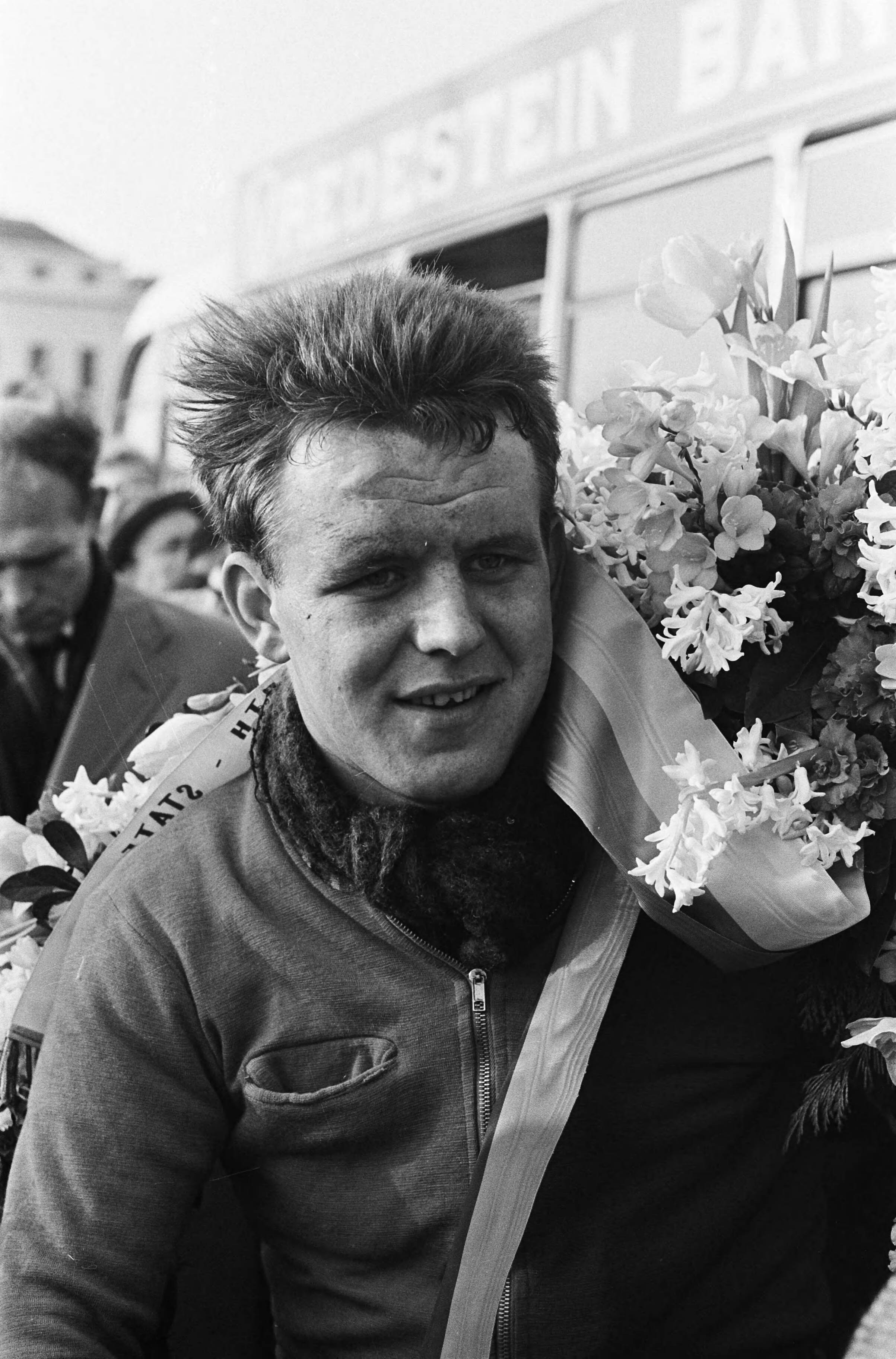 Fotocollectie Anefo — Ronde van Noord-Holland. Winnaar Rinus Paul — Foto: Gelderen, Hugo van / Anefo. Licentie: Set B: Rechtenvrij / Publiek Domein. Bron: Nationaal Archief. http://hdl.handle.net/10648/aa312010-d0b4-102d-bcf8-003048976d84
