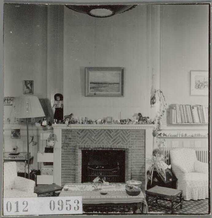 Fotocollectie RVD / Koninklijk Huis — Speelkamer prinses Beatrix op paleis Soestdijk — Foto: Jonker, Henk / Particam Pictures / RVD. Licentie: Set B: Rechtenvrij / Publiek Domein. Bron: Nationaal Archief. http://hdl.handle.net/10648/afa9fa76-d0b4-102d-bcf8-003048976d84