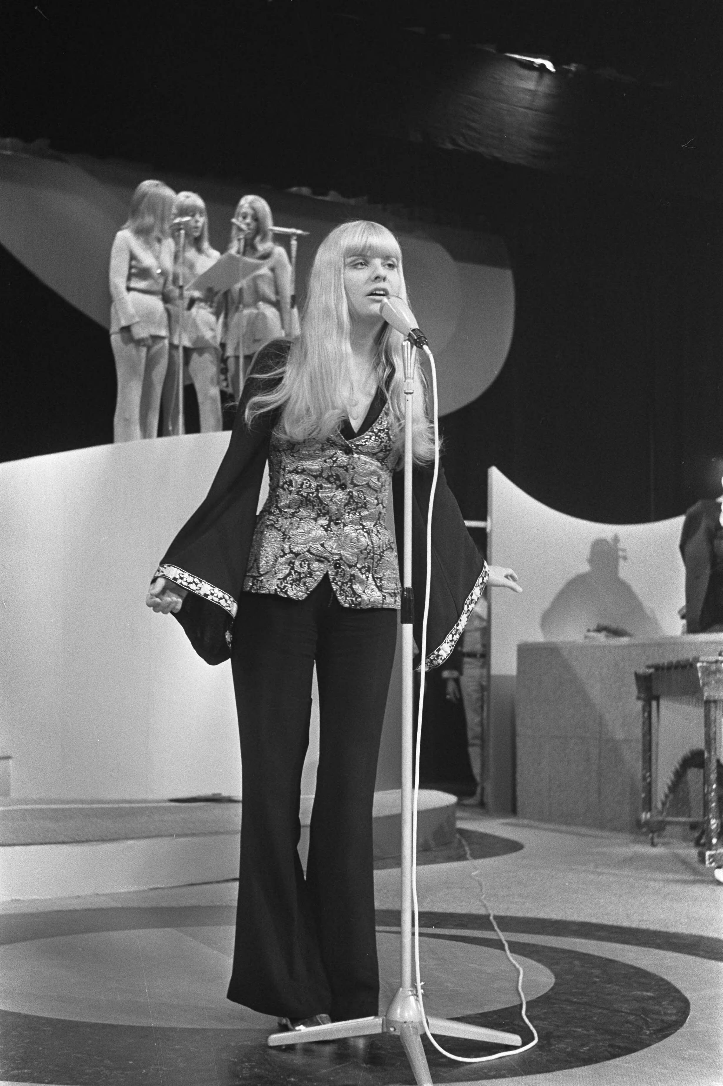 Singing Europe 1969 in Scheveningen — Karin Stigmark uit Zweden tijdens de repetitie — Foto: Fotograaf Onbekend / Anefo. Licentie: Set B: Rechtenvrij / Publiek Domein. Bron: Nationaal Archief. http://hdl.handle.net/10648/ab7191da-d0b4-102d-bcf8-003048976d84