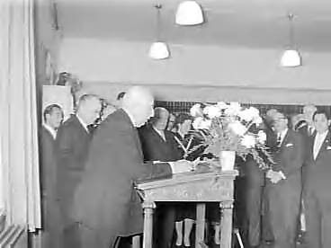 Fotocollectie Anefo — Opening ontvangstcentrum van het Spaans, Portugees en Ibero-Amerikaans Instituut te Utrecht door de Spaanse ambassadeur, de hertog van Baene — Foto: Bilsen, Joop van / Anefo. Licentie: Set B: Rechtenvrij / Publiek Domein. Bron: Nationaal Archief. http://hdl.handle.net/10648/a977e424-d0b4-102d-bcf8-003048976d84