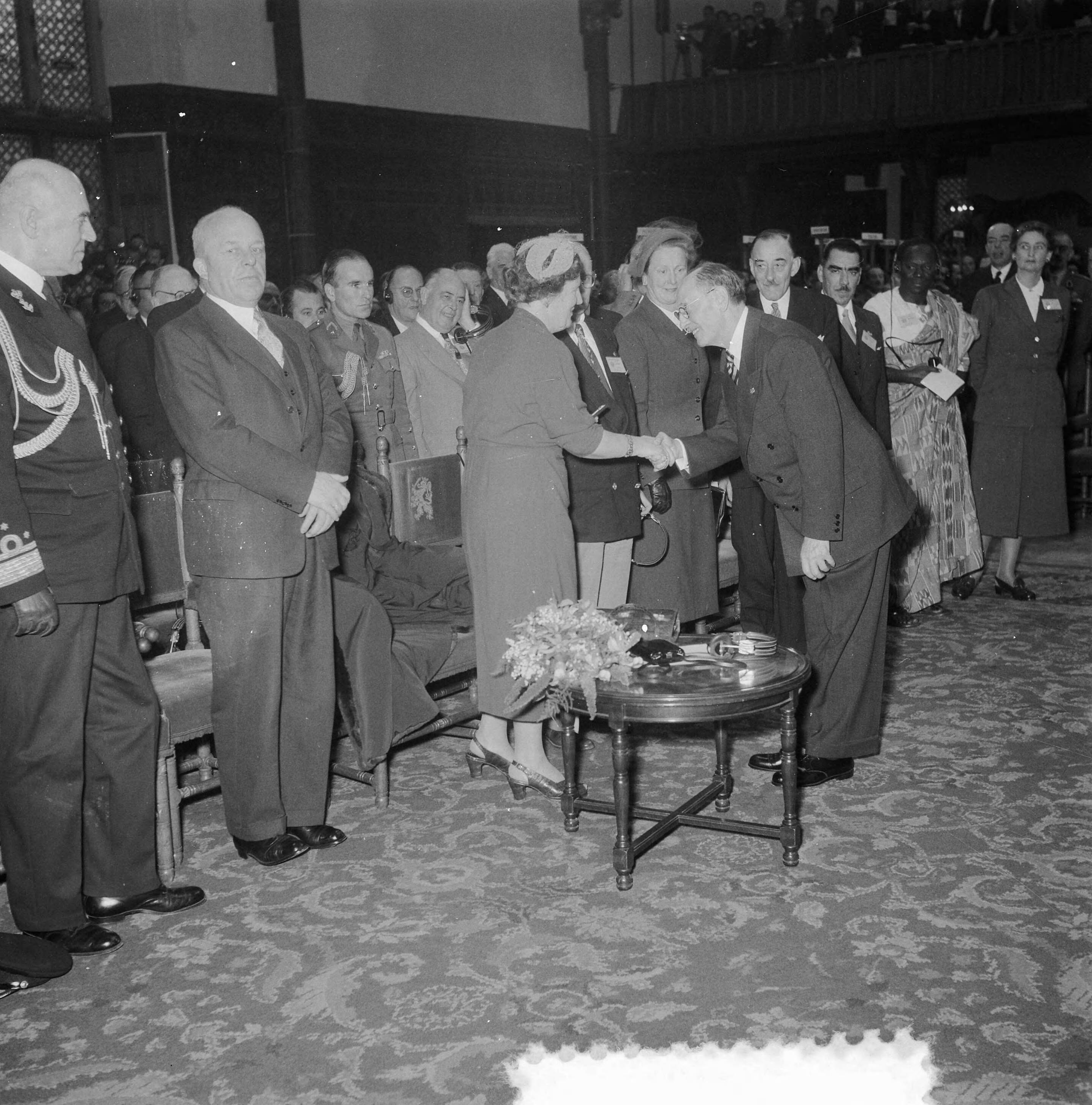 Fotocollectie Anefo — Vierde Algemene Assemblee van "The World Veterans Federation" in de Ridderzaal Den Haag — Foto: Noske, J.D. / Anefo. Licentie: Set B: Rechtenvrij / Publiek Domein. Bron: Nationaal Archief. http://hdl.handle.net/10648/a917803e-d0b4-102d-bcf8-003048976d84