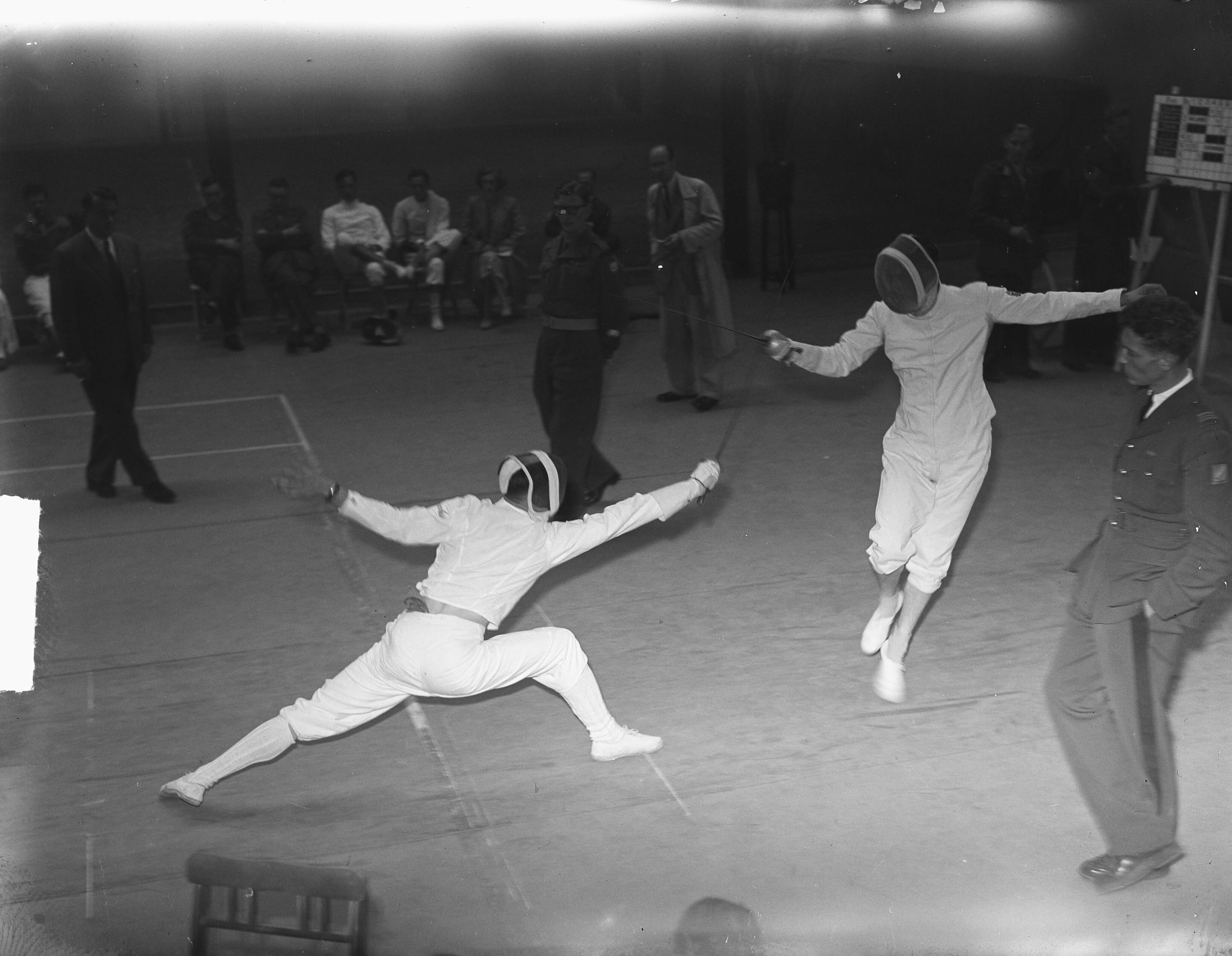 Fotocollectie Anefo — Internationaal schermen te Den Haag op Marlot — Foto: Nijs, Jac. de / Anefo. Licentie: Set B: Rechtenvrij / Publiek Domein. Bron: Nationaal Archief. http://hdl.handle.net/10648/a8deea44-d0b4-102d-bcf8-003048976d84