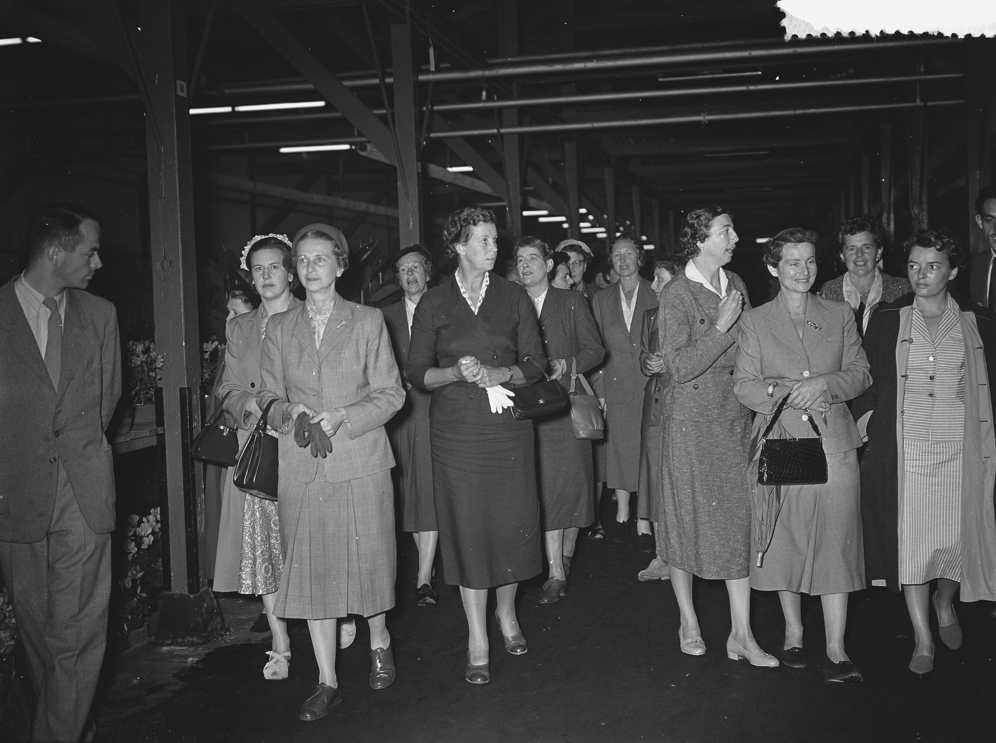 Fotocollectie Anefo — Congres van Assuradeuren te Den Haag — Foto: Bilsen, Joop van / Anefo. Licentie: Set B: Rechtenvrij / Publiek Domein. Bron: Nationaal Archief. http://hdl.handle.net/10648/a928eb76-d0b4-102d-bcf8-003048976d84