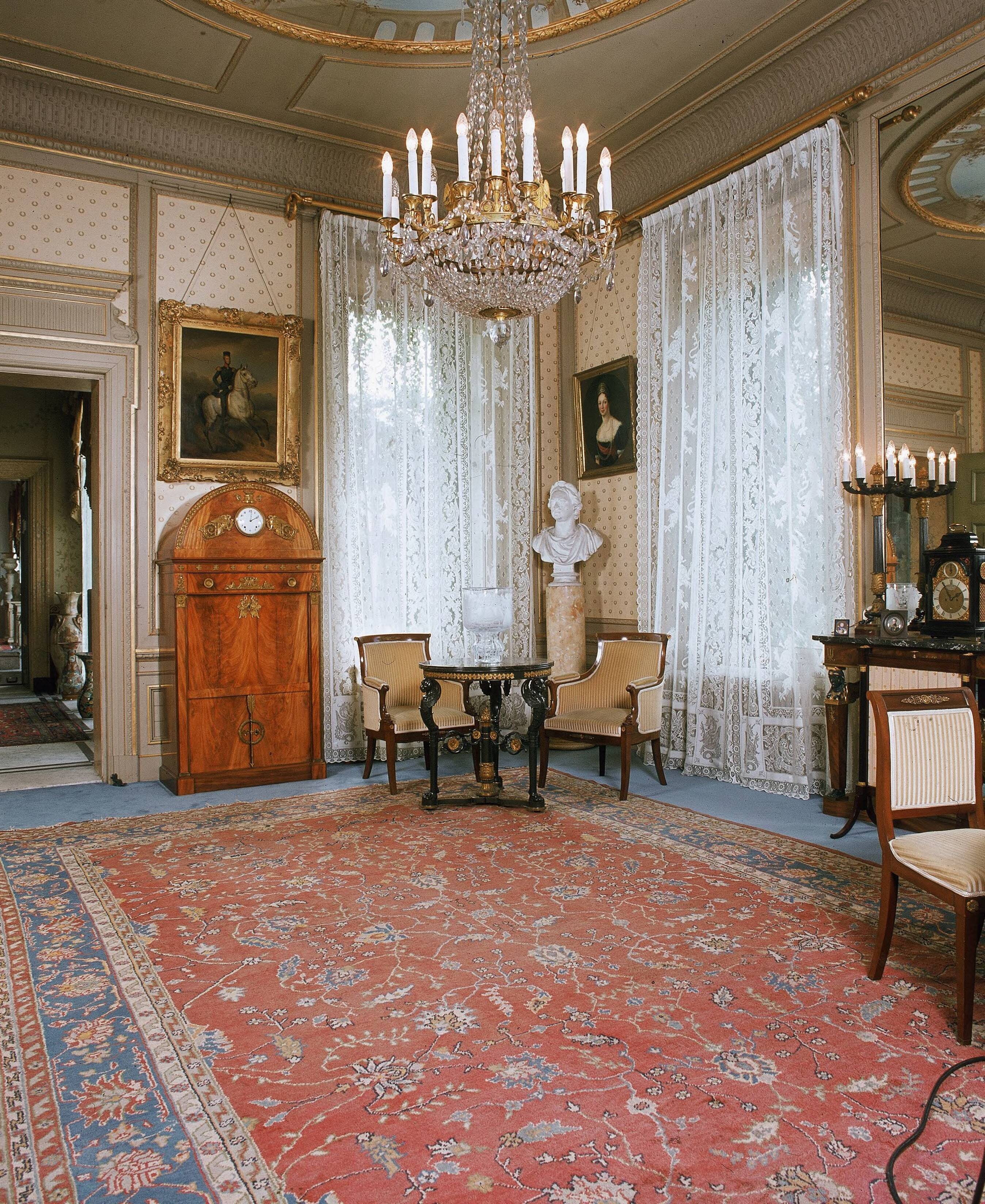 Fotocollectie RVD / Koninklijk Huis — Interieur paleis Soestdijk — Foto: Mastenbroek, Cees / RVD. Licentie: Set B: Rechtenvrij / Publiek Domein. Bron: Nationaal Archief. http://hdl.handle.net/10648/afb1f1cc-d0b4-102d-bcf8-003048976d84