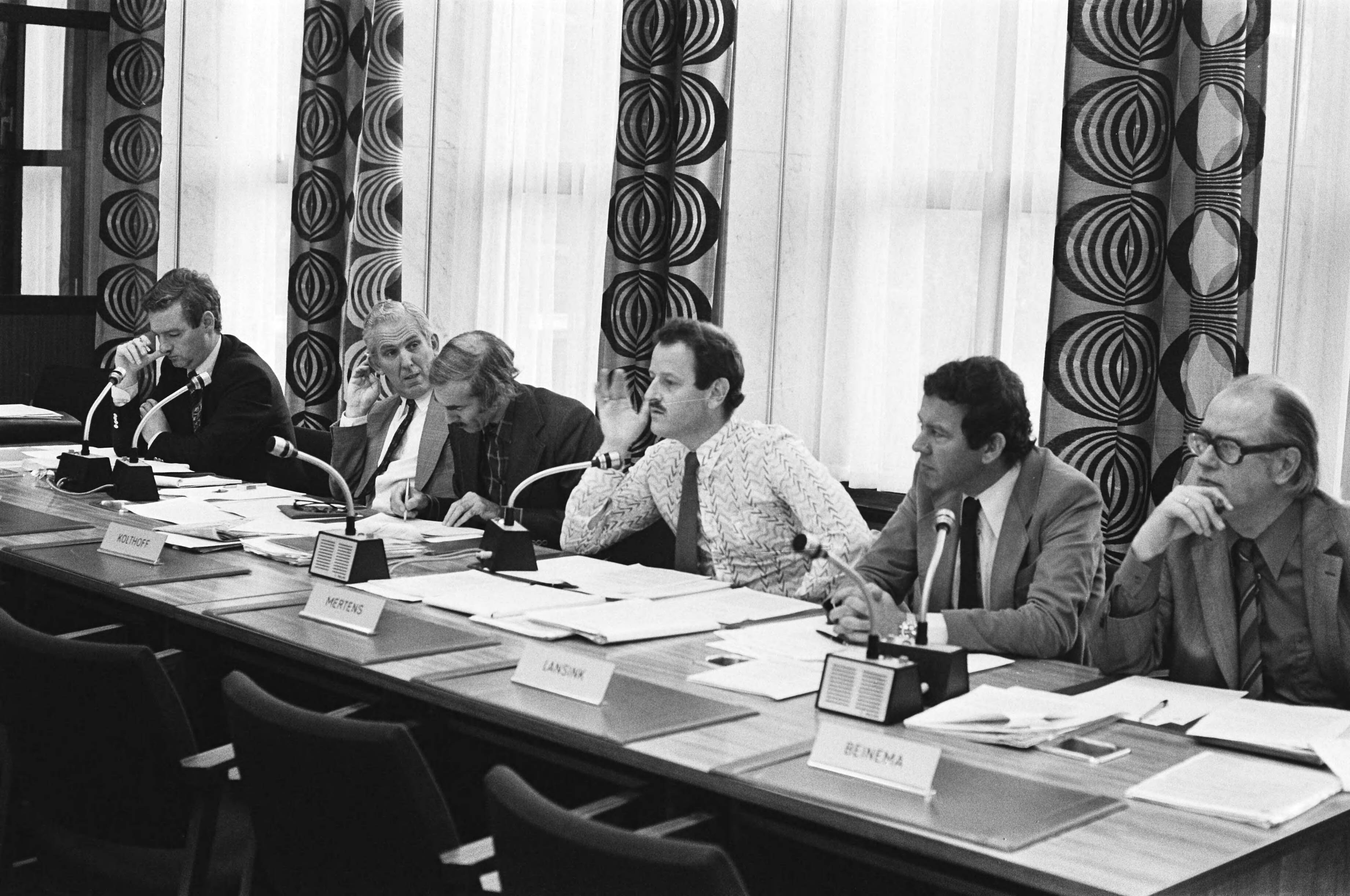 Fotocollectie Anefo — Hoorzitting "nota Hoger Onderwijs voor velen" in Den Haag dr. G. Brenninkmeyer (voorzitter Academische Raad) — Foto: Suyk, Koen / Anefo. Licentie: Set B: Rechtenvrij / Publiek Domein. Bron: Nationaal Archief. http://hdl.handle.net/10648/acbddf4e-d0b4-102d-bcf8-003048976d84