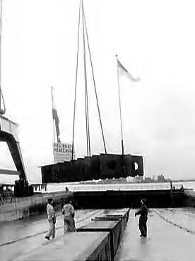 Fotocollectie Anefo — Kiellegging veerschip "Halimun" (bouwnummer 477) voor de Nederlandse Scheepsbouw Export Centrale t.b.v. de Indonesische regering, bij de N.V. Zaanse Scheepsbouw Maatschappij te Zaandam — Foto: Pot, Harry / Anefo. Licentie: Set B: Rechtenvrij / Publiek Domein. Bron: Nationaal Archief. http://hdl.handle.net/10648/a96fd36a-d0b4-102d-bcf8-003048976d84