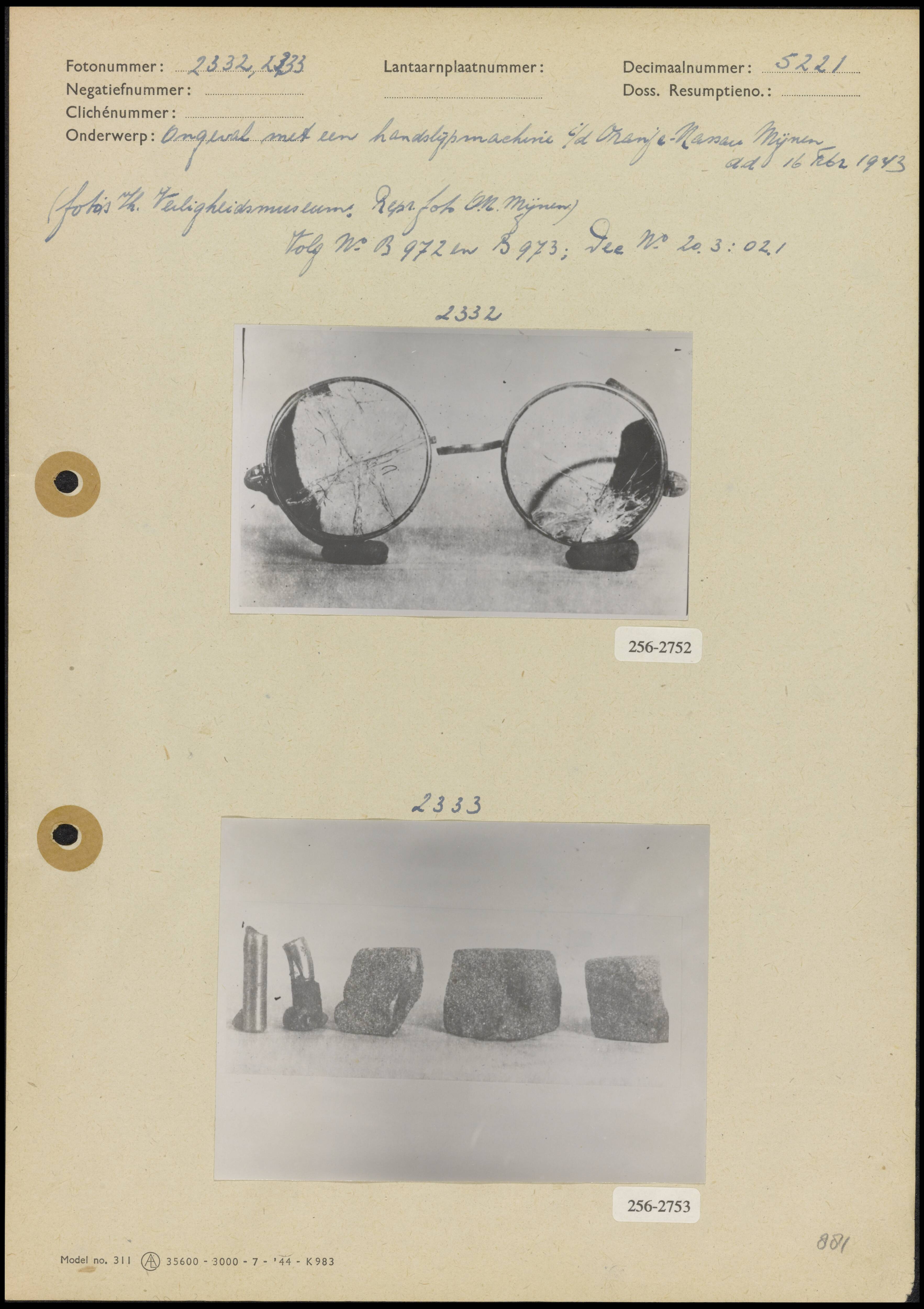 Fotocollectie Arbeidsinspectie — Foto 1: Ongeval met een handslijpmachine in de Oranje Nassau Mijnen op 16 februari 1943 (6,5x10,5 cm; Fotograaf onbekend) Foto 2: Ongeval met een handslijpmachine in de Oranje Nassau Mijnen op 16 februari 1943 (8x11 cm; Fotograaf onbekend) — Foto: Onbekend / Publiek Domein of Rechtenvrij. Licentie: Set B: Rechtenvrij / Publiek Domein. Bron: Nationaal Archief. http://hdl.handle.net/10648/b016bfa8-d0b4-102d-bcf8-003048976d84
