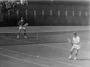 Fotocollectie Anefo — Tennis. Davis-Cup. Nederland tegen Italië (0-5) — Foto: Bilsen, Joop van / Anefo. Licentie: Set B: Rechtenvrij / Publiek Domein. Bron: Nationaal Archief. http://hdl.handle.net/10648/a95fe89c-d0b4-102d-bcf8-003048976d84