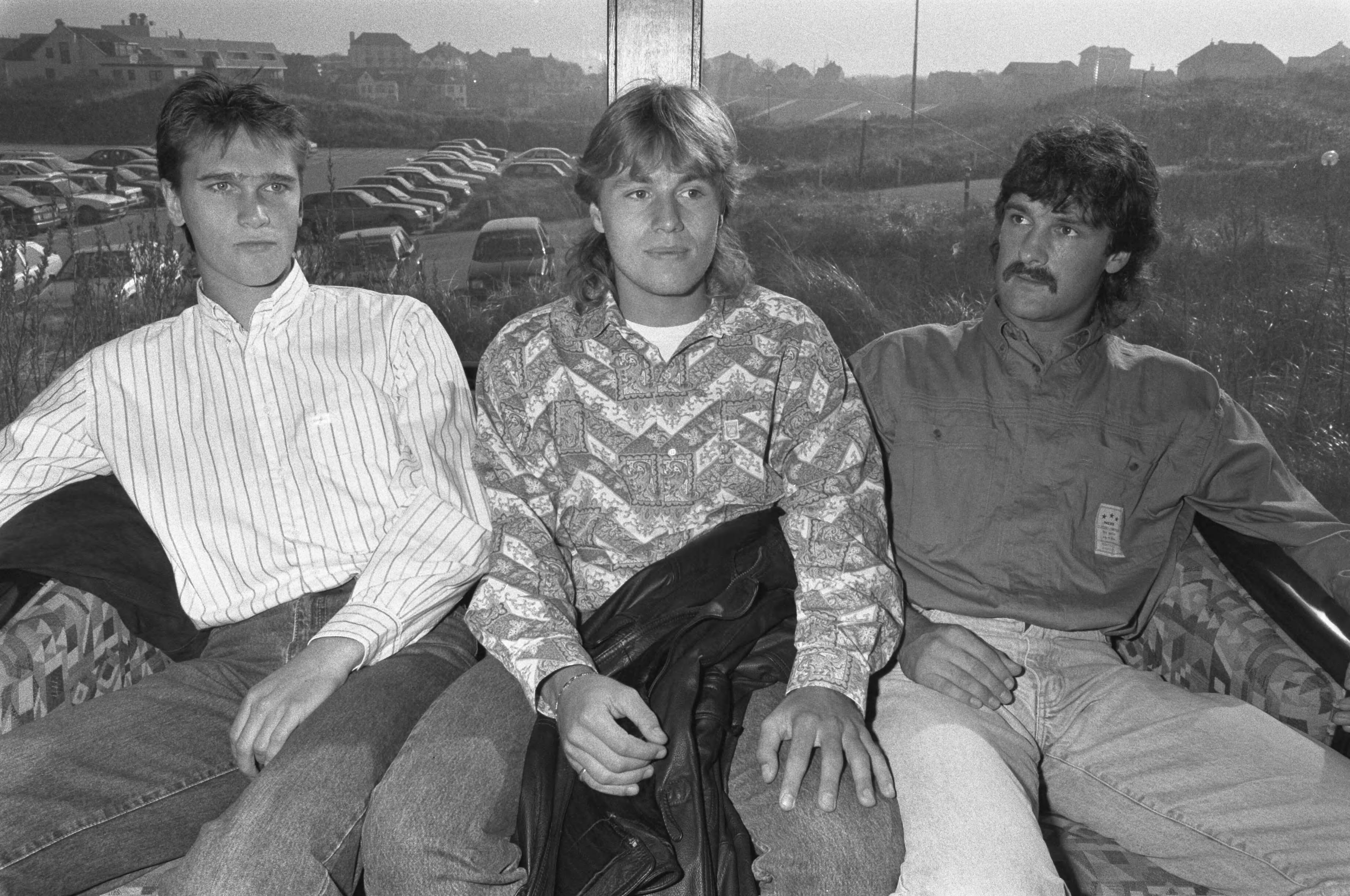 Fotocollectie Anefo — Selectie Nederlands elftal bijeen in Noordwijk; v.l.n.r. John Bosman , Rob Witsche , Fred Rutten — Foto: Bogaerts, Rob / Anefo. Licentie: Set B: Rechtenvrij / Publiek Domein. Bron: Nationaal Archief. http://hdl.handle.net/10648/ad6dfde8-d0b4-102d-bcf8-003048976d84