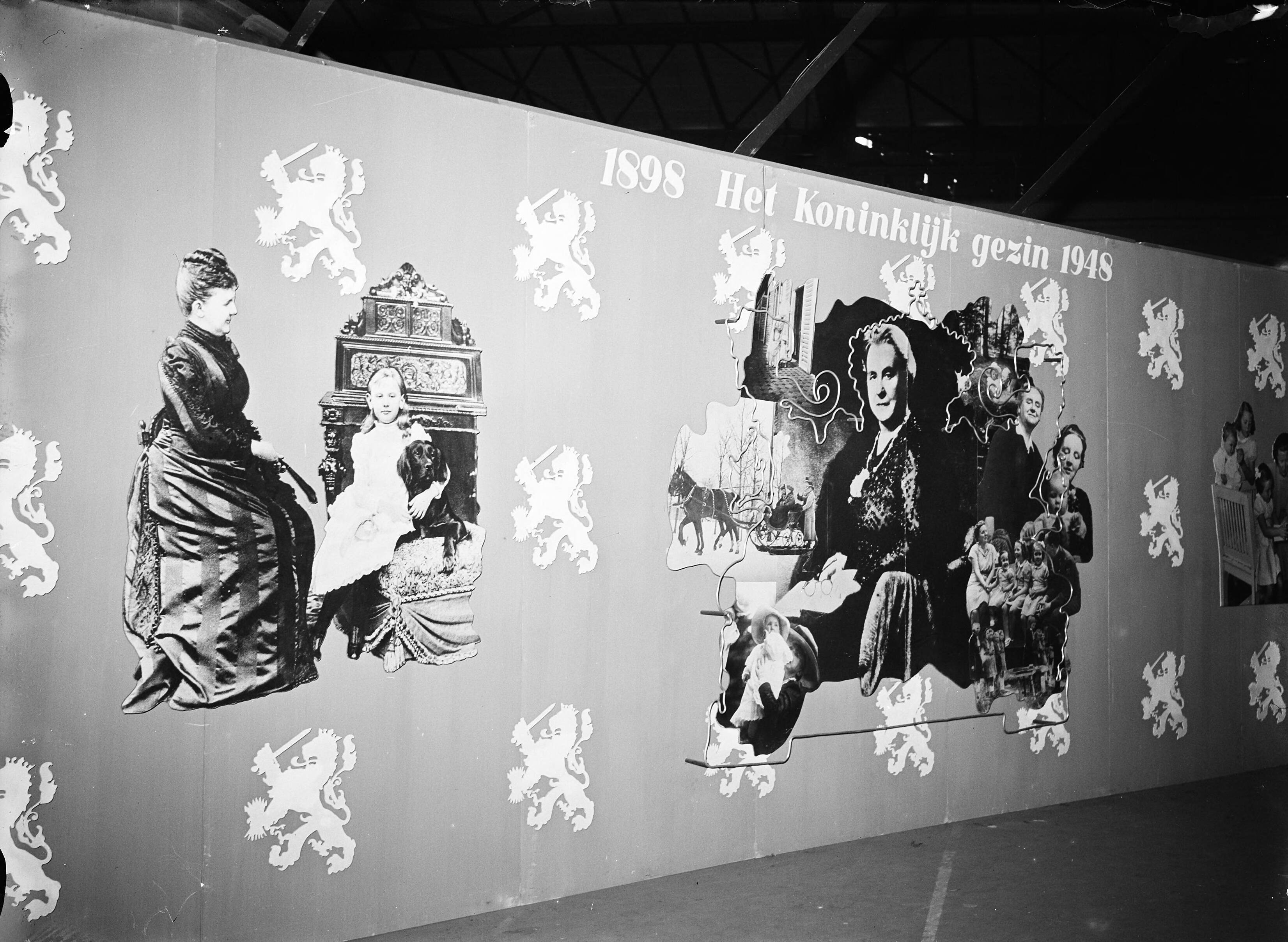 Tentoonstelling "De Nederlandse Vrouw 1898-1948" in de Houtrusthallen te Den Haag — Tentoonstelling "De Nederlandse Vrouw 1898-1948" in de Houtrusthallen te Den Haag. Het Koninklijk Gezin 1898-1948 — Foto: Oorschot, […] van / Anefo. Licentie: Set B: Rechtenvrij / Publiek Domein. Bron: Nationaal Archief. http://hdl.handle.net/10648/a8bb9fe4-d0b4-102d-bcf8-003048976d84