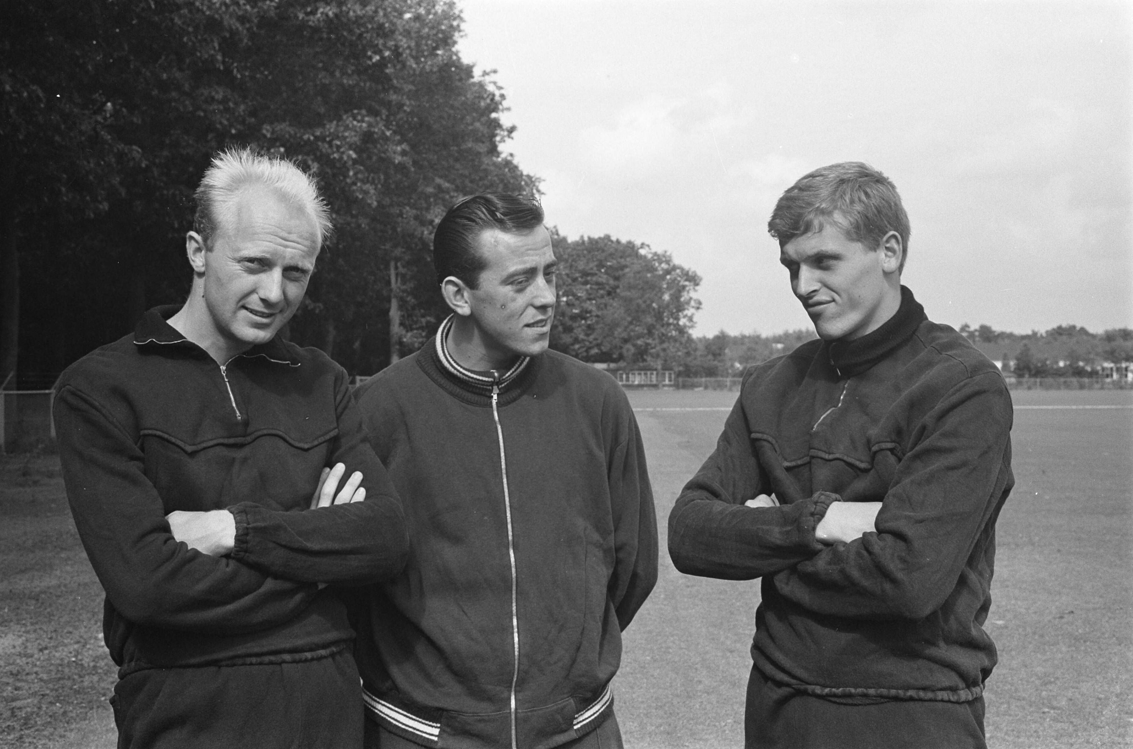Fotocollectie Anefo — Eerste centrale training Nederlands elftal, v.l.n.r. Piet Kruiver, Daan Schrijvers en Piet Keizer — Foto: Pot, Harry / Anefo. Licentie: Set B: Rechtenvrij / Publiek Domein. Bron: Nationaal Archief. http://hdl.handle.net/10648/aa149666-d0b4-102d-bcf8-003048976d84