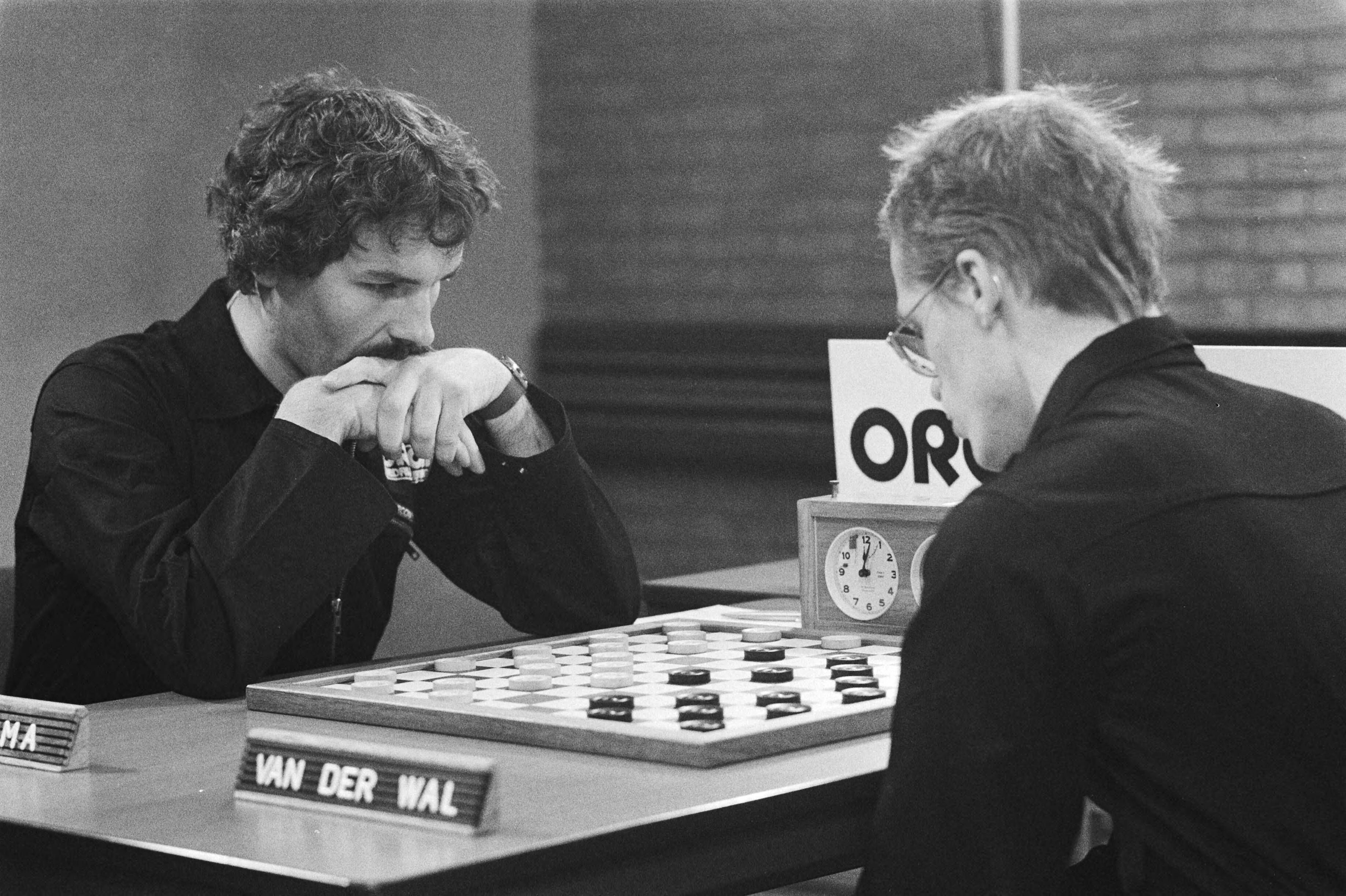 Damtweekamp 1983 in Bunnik — Harm Wiersma en Jannes van der Wal (r) — Foto: Croes, Rob C. / Anefo. Licentie: Set B: Rechtenvrij / Publiek Domein. Bron: Nationaal Archief. http://hdl.handle.net/10648/ad2fa6d8-d0b4-102d-bcf8-003048976d84