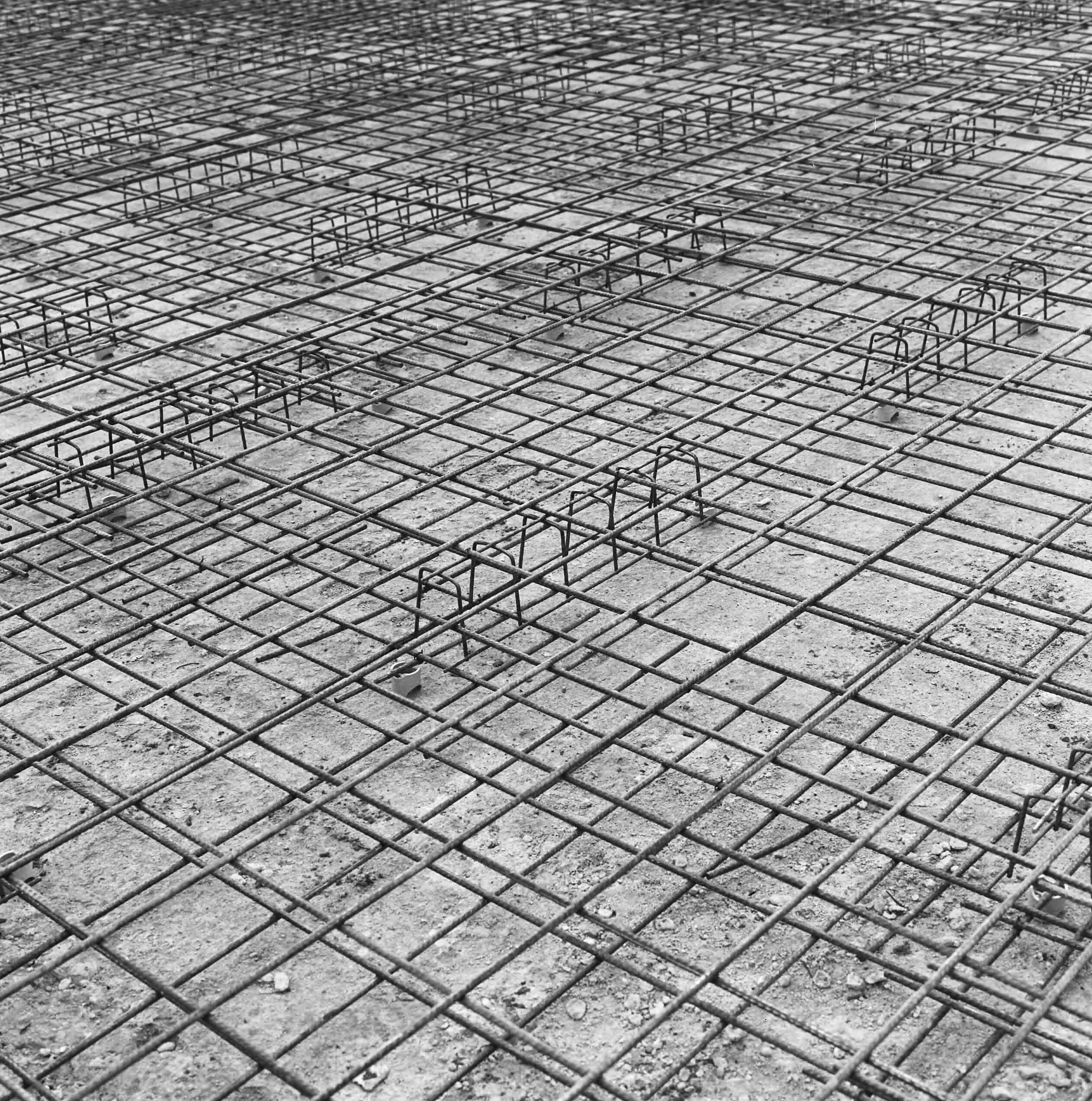 Fotocollectie Nederlandse Heidemaatschappij — Betonwapening voor de bouw van het zwembad te Scherpenzeel (afd. constructie AA) — Foto: Fotograaf Onbekend / Heidemij. Licentie: Set B: Rechtenvrij / Publiek Domein. Bron: Nationaal Archief. http://hdl.handle.net/10648/ae8331bc-d0b4-102d-bcf8-003048976d84