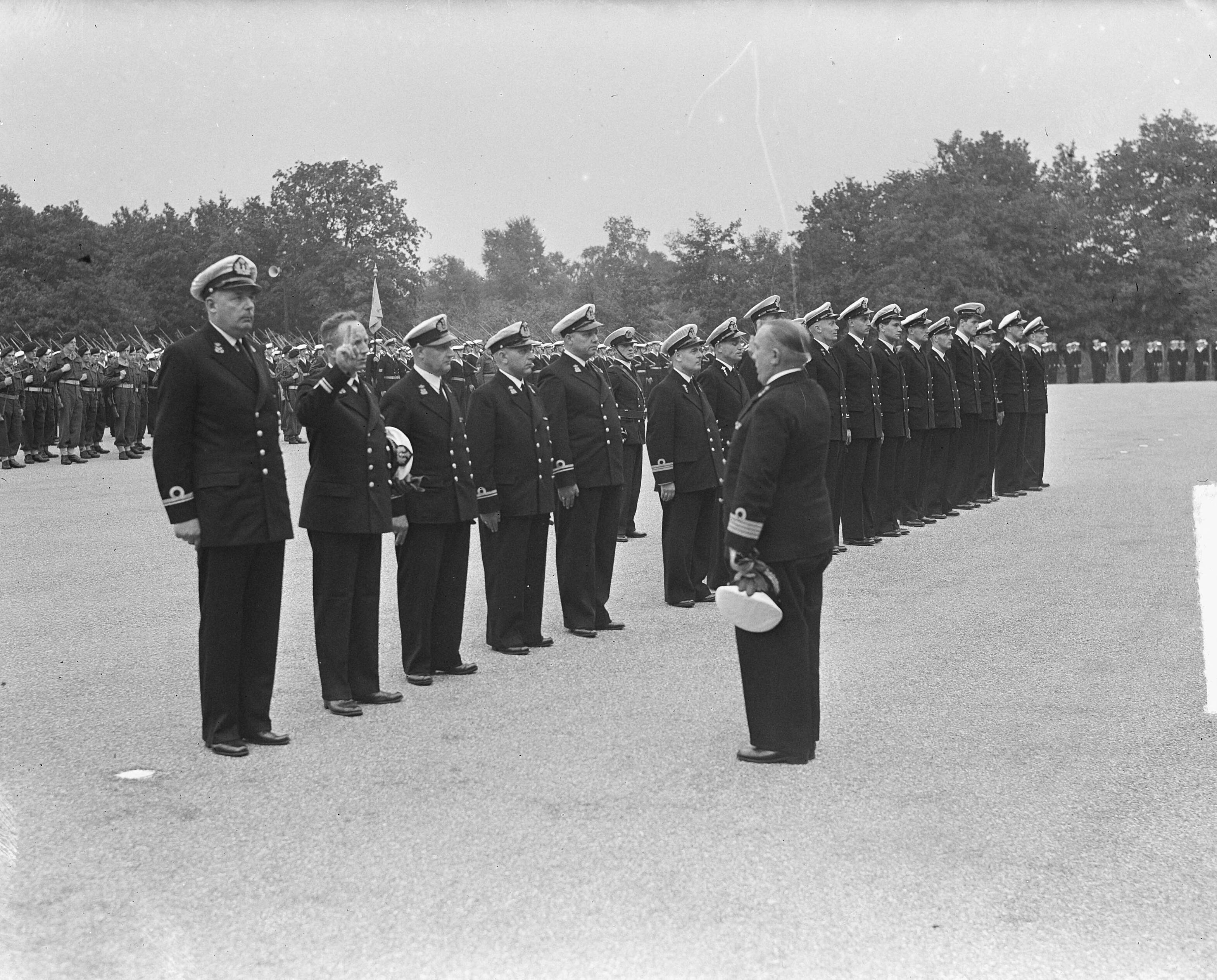 Beëdiging MOC Hilversum — Foto: Winterbergen, Rolf / Anefo. — Licentie: Set B: Rechtenvrij / Publiek Domein. Bron: Nationaal Archief. http://hdl.handle.net/10648/a8ceb318-d0b4-102d-bcf8-003048976d84