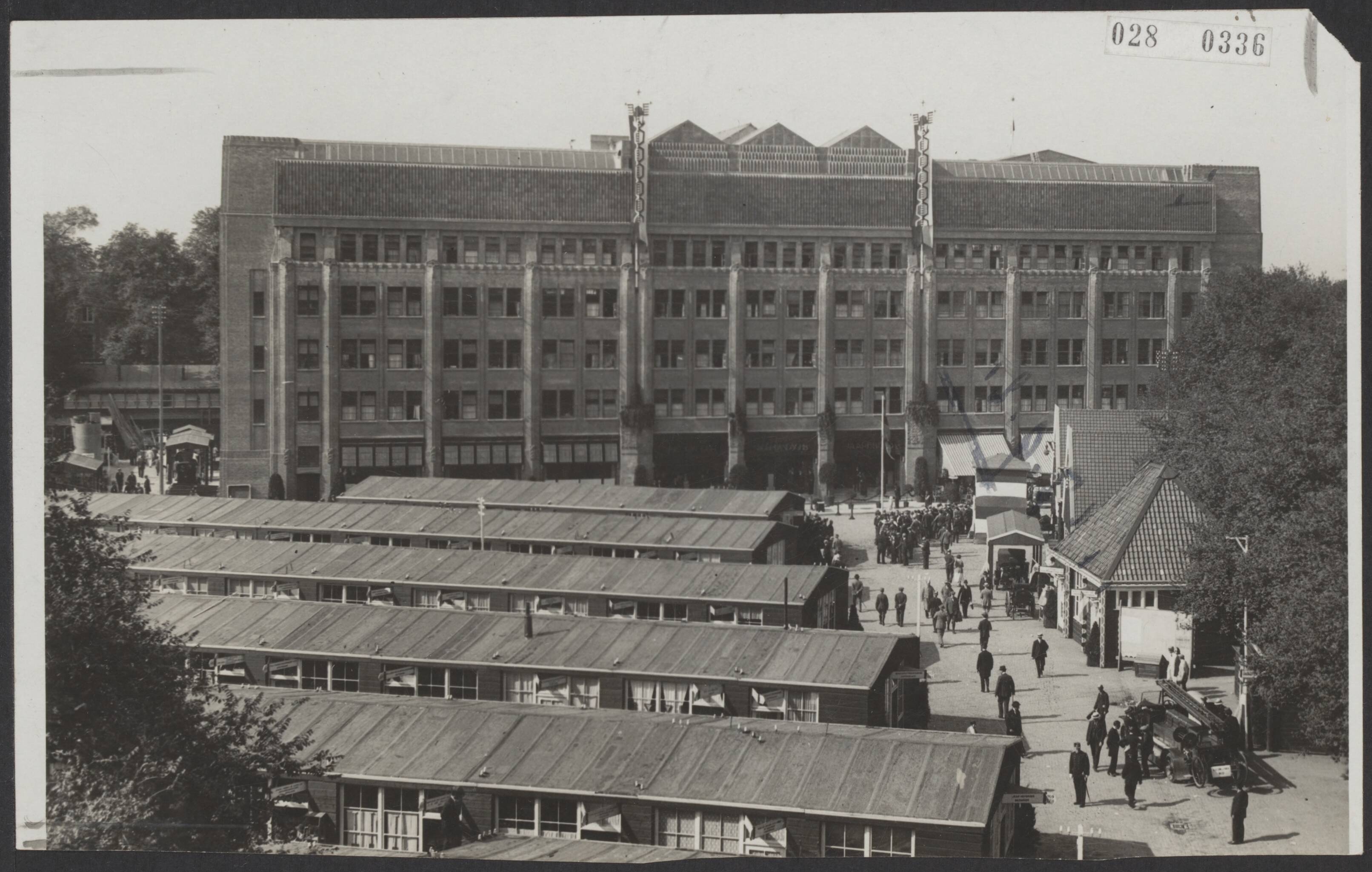 Fotocollectie Elsevier Binnenland — Jaarbeurs te Utrecht — Foto: N.V. Vereenigde Fotobureaux. Licentie: Set B: Rechtenvrij / Publiek Domein. Bron: Nationaal Archief. http://hdl.handle.net/10648/addd7f88-d0b4-102d-bcf8-003048976d84