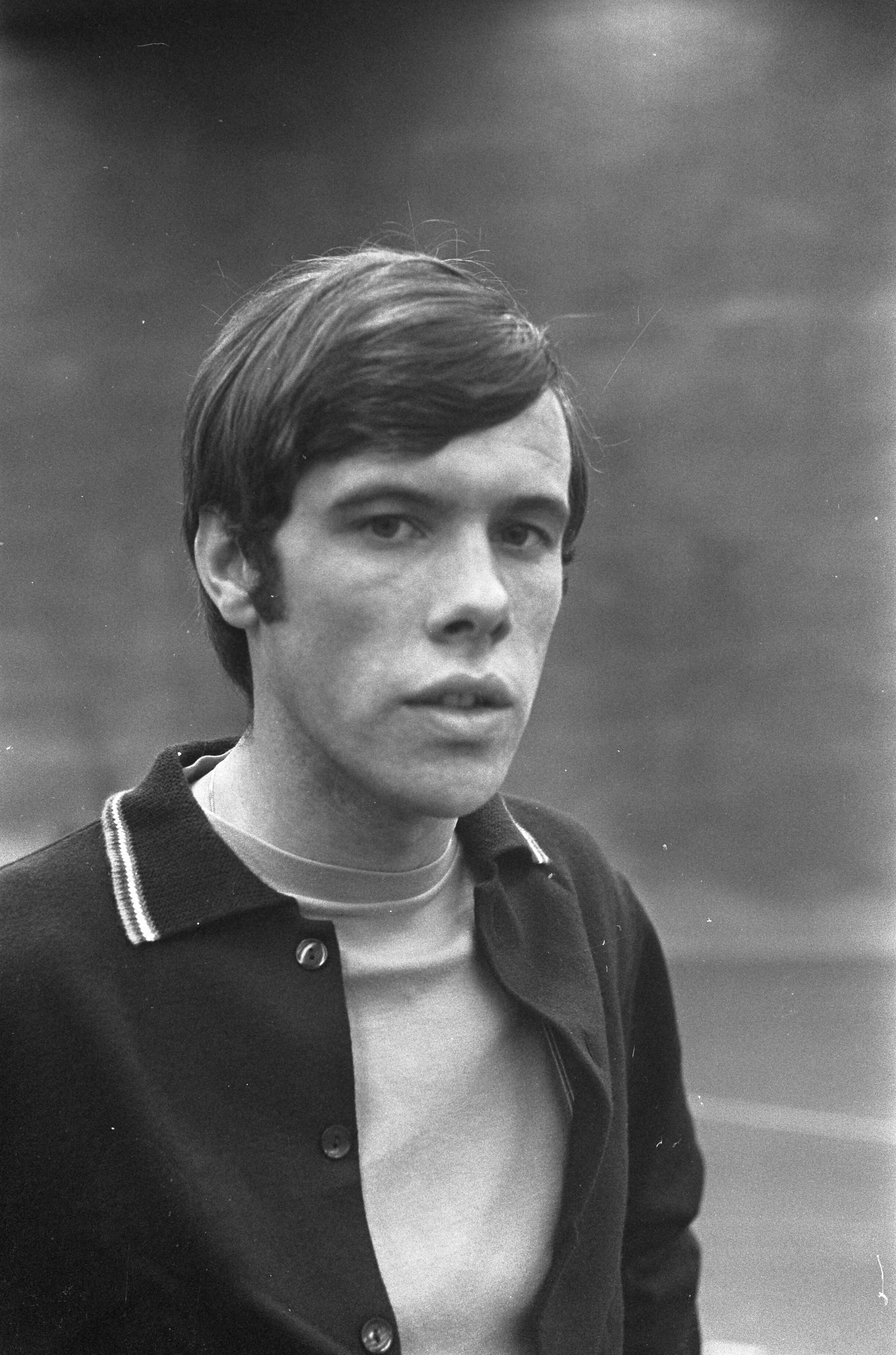 Fotocollectie Anefo — Training Nederlands elftal in trainingscentrum te Zeist nr. 7 : Dik van Dijk , kop, nr. 5 : Epi Drost , kop — Foto: Koch, Eric / Anefo. Licentie: Set B: Rechtenvrij / Publiek Domein. Bron: Nationaal Archief. http://hdl.handle.net/10648/ab61e366-d0b4-102d-bcf8-003048976d84