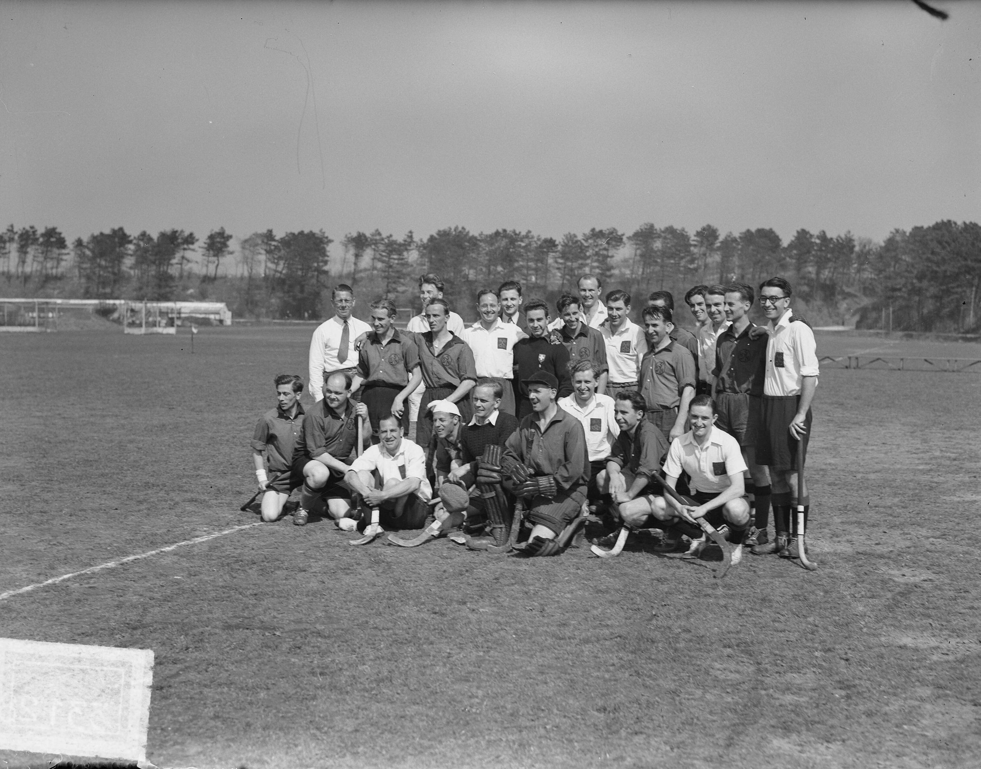 Fotocollectie Anefo — Internationaal Hockeytoernooi Den Haag — Foto: Winterbergen, Rolf / Anefo. Licentie: Set B: Rechtenvrij / Publiek Domein. Bron: Nationaal Archief. http://hdl.handle.net/10648/a8c5ed0a-d0b4-102d-bcf8-003048976d84
