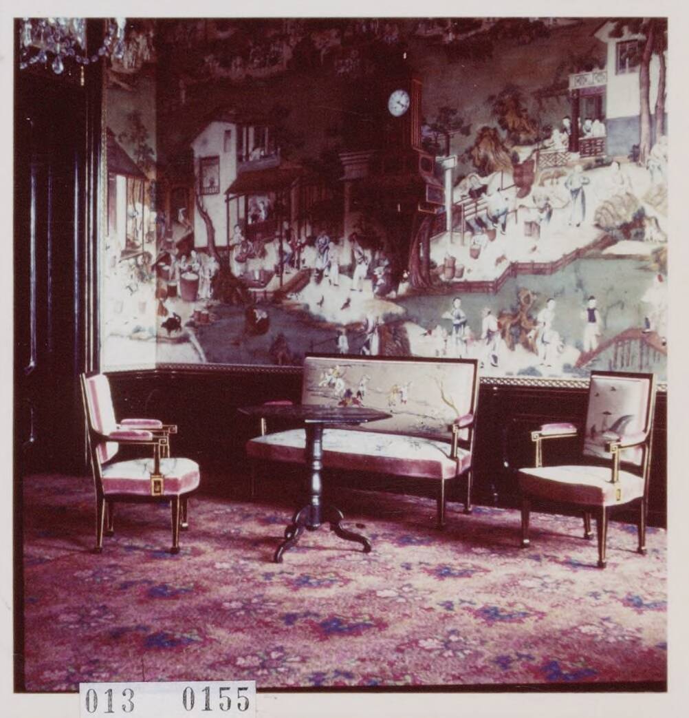 Paleis Huis ten Bosch te Den Haag — Interieur — Foto: Onbekend / RVD. Licentie: Set B: Rechtenvrij / Publiek Domein. Bron: Nationaal Archief. http://hdl.handle.net/10648/afa8d038-d0b4-102d-bcf8-003048976d84