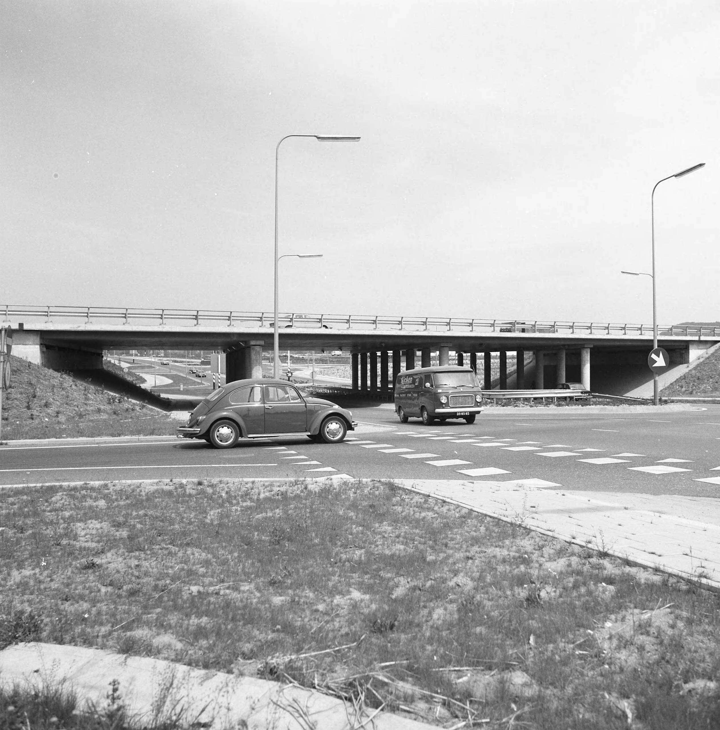 Fotocollectie Nederlandse Heidemaatschappij — Heerlen. Viaduct ontworpen door Groenendijk — Foto: Fotograaf Onbekend / Heidemij. Licentie: Set B: Rechtenvrij / Publiek Domein. Bron: Nationaal Archief. http://hdl.handle.net/10648/ae7e2118-d0b4-102d-bcf8-003048976d84