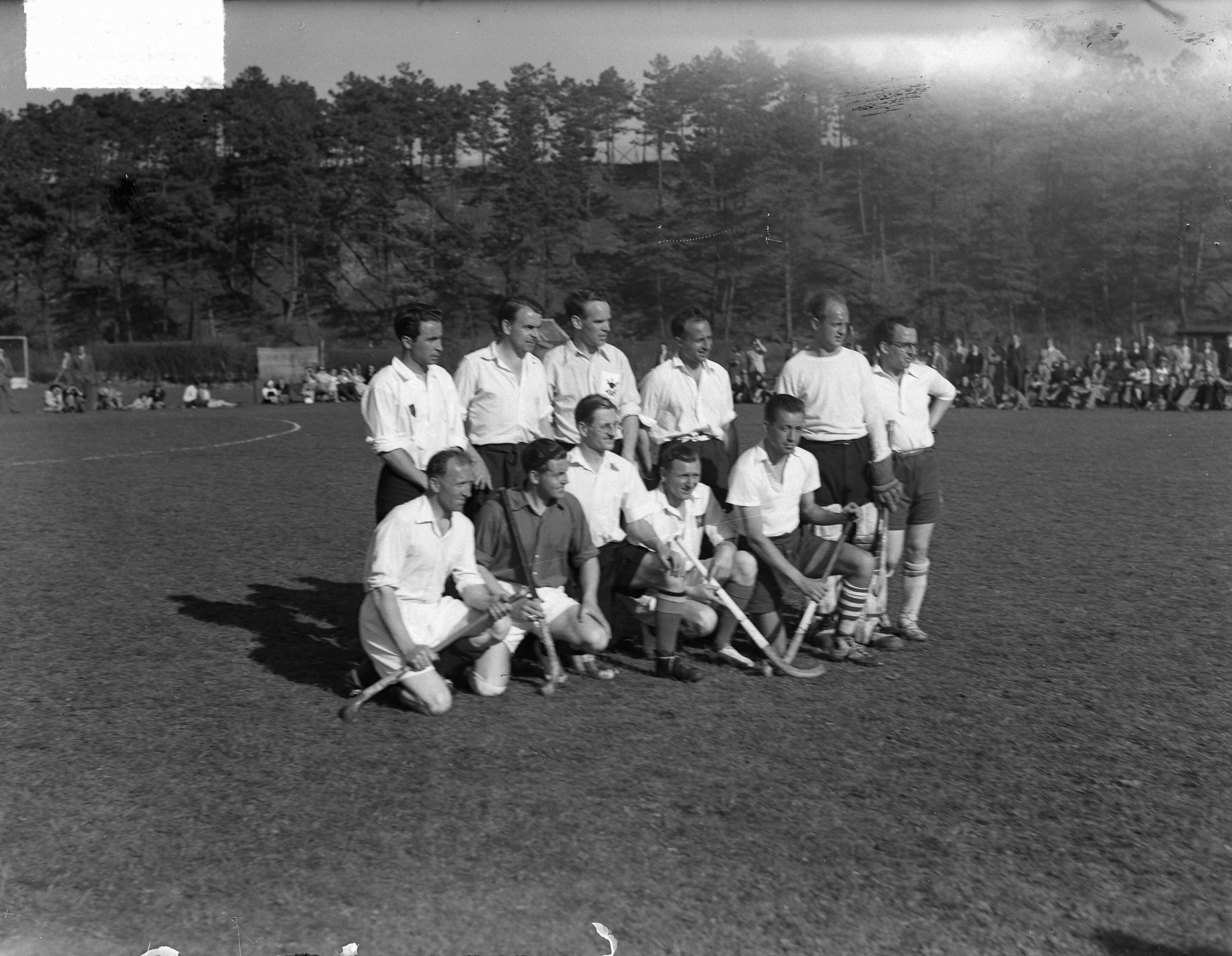 Fotocollectie Anefo — Internationaal Hockey Toernooi Den Haag — Foto: Winterbergen, Rolf / Anefo. Licentie: Set B: Rechtenvrij / Publiek Domein. Bron: Nationaal Archief. http://hdl.handle.net/10648/a8c6246e-d0b4-102d-bcf8-003048976d84