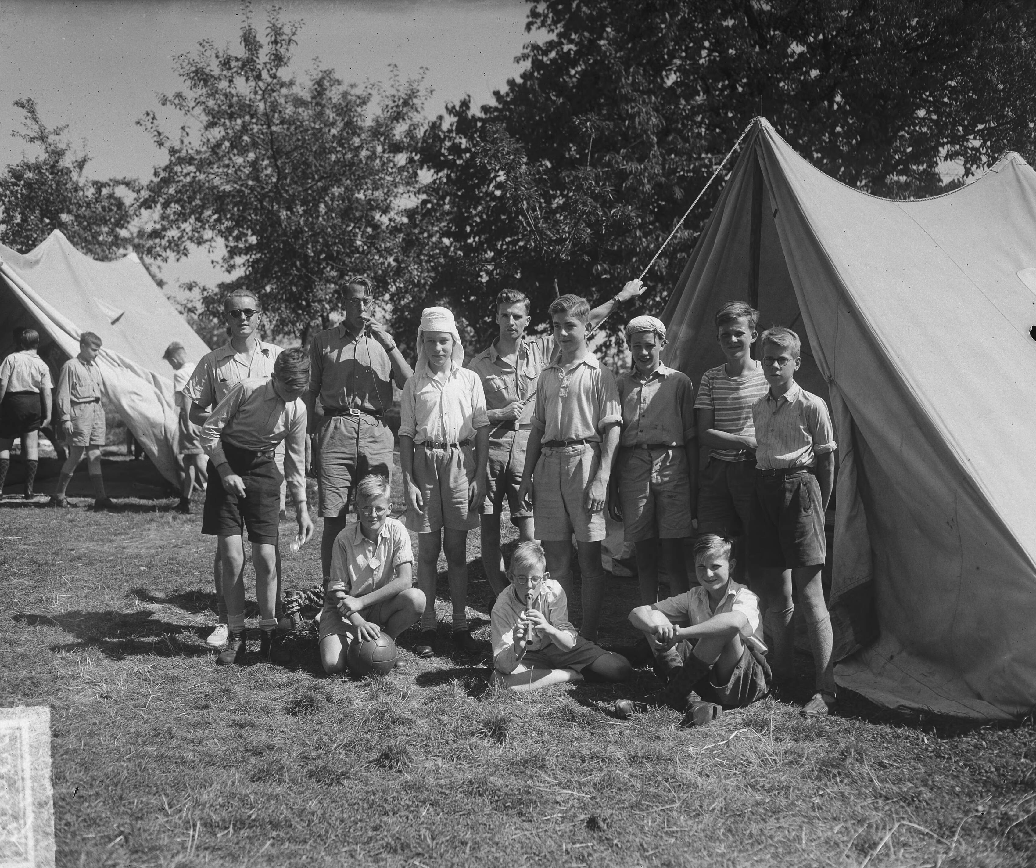 Fotocollectie Anefo — VCJC Mheer — Foto: Merk, Ben / Anefo. Licentie: Set B: Rechtenvrij / Publiek Domein. Bron: Nationaal Archief. http://hdl.handle.net/10648/a8cce286-d0b4-102d-bcf8-003048976d84