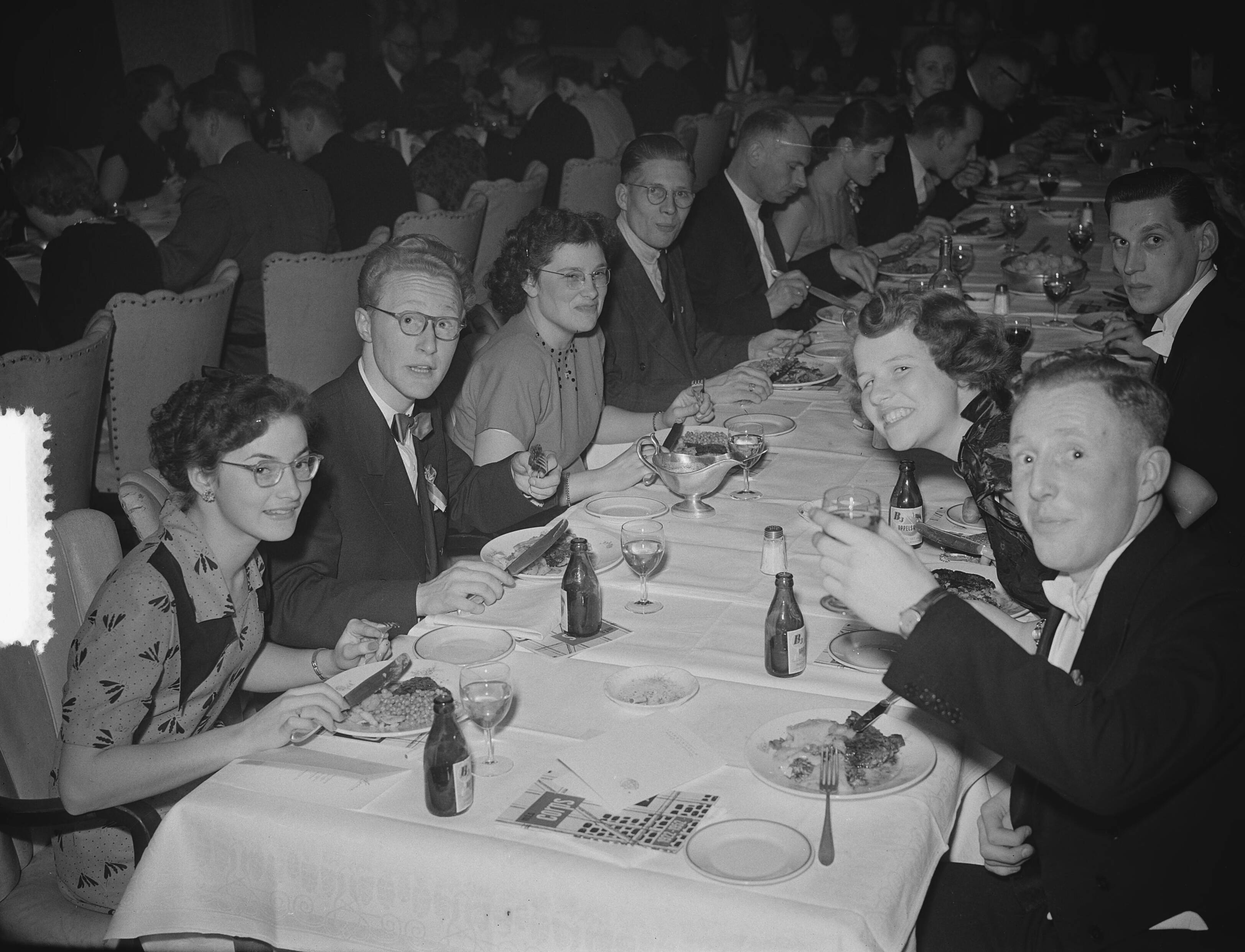 MTS Den Haag jubileum — Foto: Bilsen, Joop van / Anefo. — Licentie: Set B: Rechtenvrij / Publiek Domein. Bron: Nationaal Archief. http://hdl.handle.net/10648/a8f46900-d0b4-102d-bcf8-003048976d84