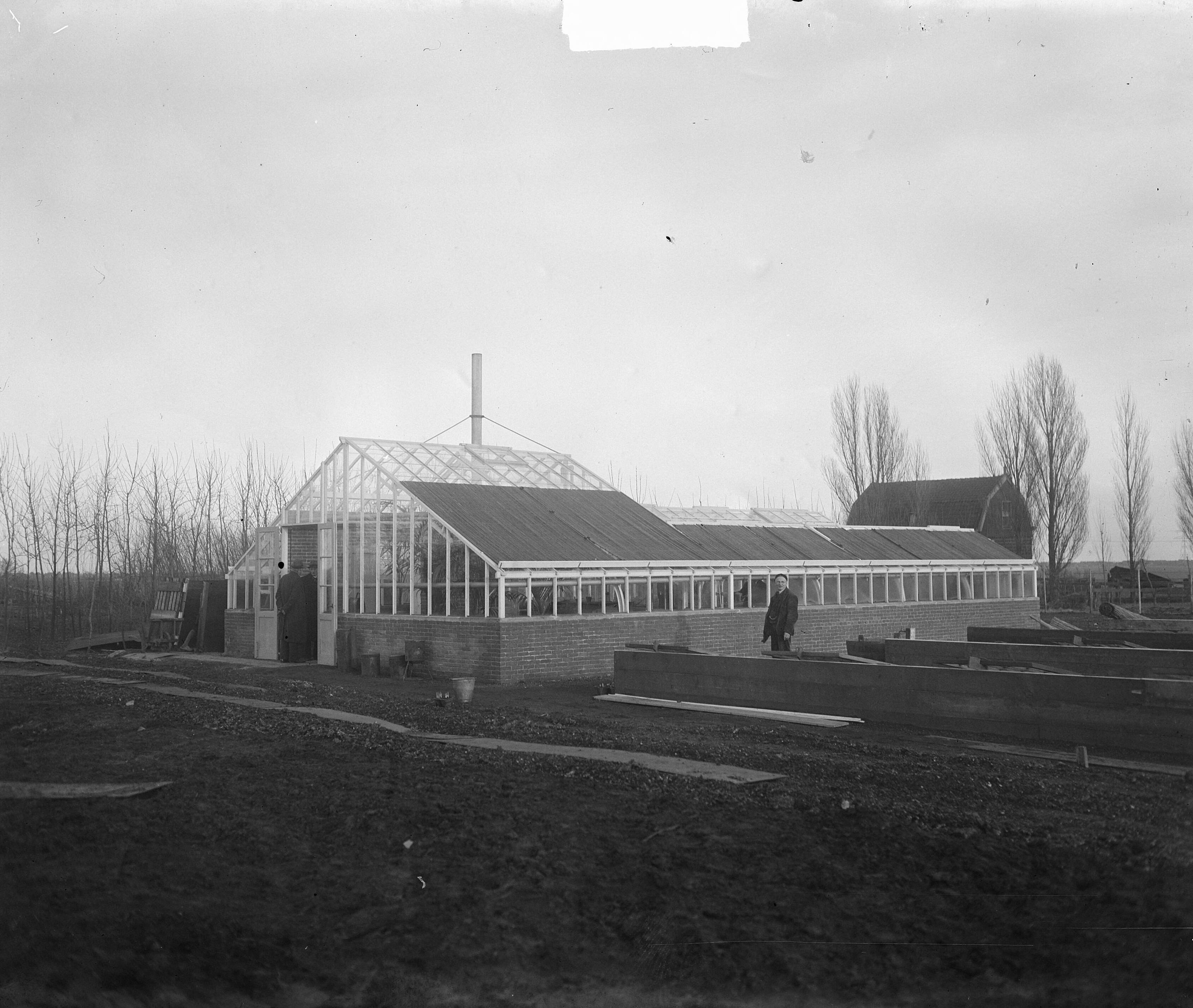 Fotocollectie Anefo — Sawaks te Zaandam, Gerhardstraat, exterieur — Foto: Winterbergen, Rolf / Anefo. Licentie: Set B: Rechtenvrij / Publiek Domein. Bron: Nationaal Archief. http://hdl.handle.net/10648/a8d4e756-d0b4-102d-bcf8-003048976d84