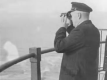 Fotocollectie Anefo — B. de Korte, hoofdkustwachter Scheveningen, 40 jaar in dienst — Foto: Pot, Harry / Anefo. Licentie: Set B: Rechtenvrij / Publiek Domein. Bron: Nationaal Archief. http://hdl.handle.net/10648/ad76e02a-d0b4-102d-bcf8-003048976d84