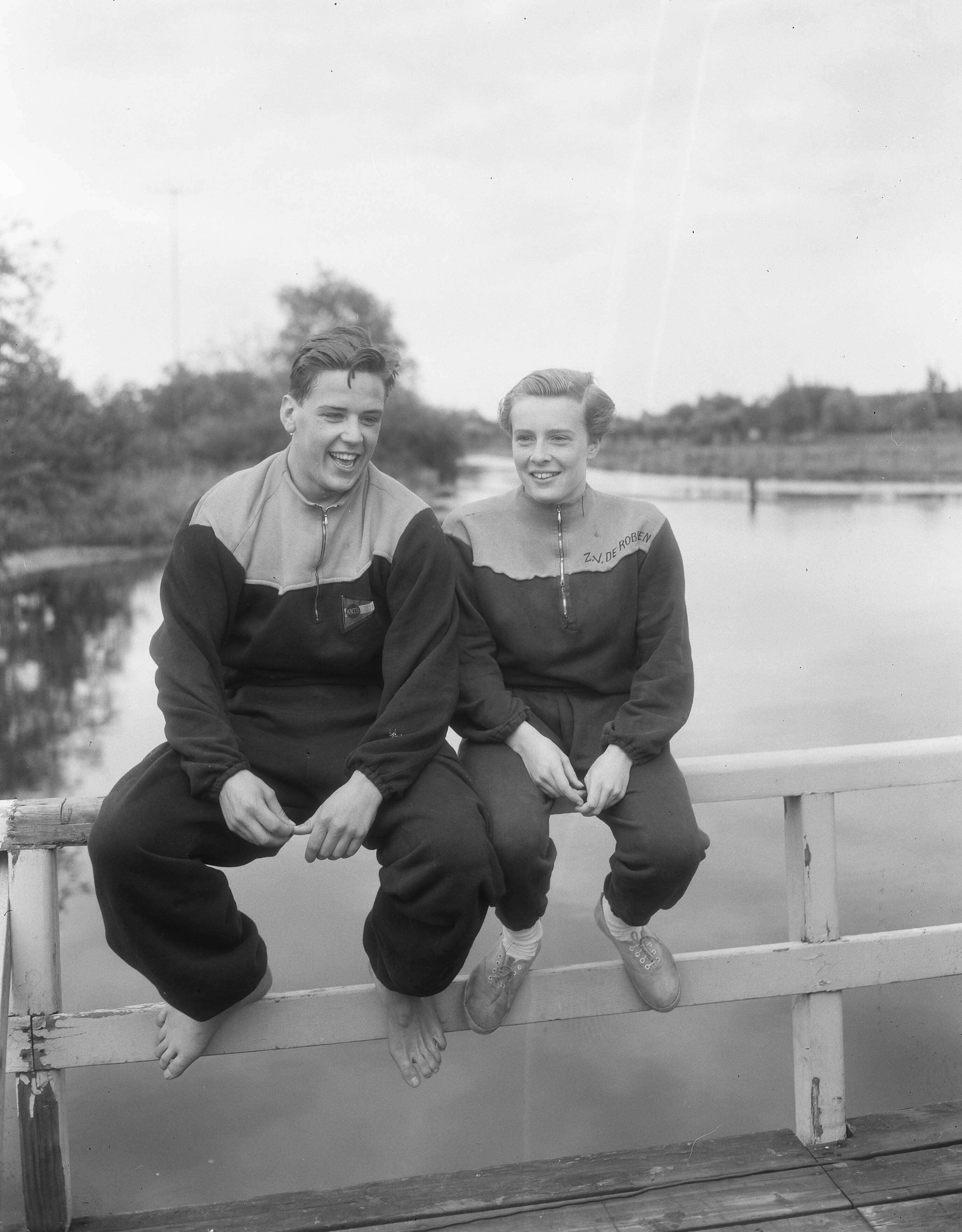 Fotocollectie Anefo — Nederlandse zwemkampioenschappen te Utrecht. (1500 m), Herman Willemse, kampioen bij de heren, Mary Kok bij de dames — Foto: Duinen, G.W. van / Anefo. Licentie: Set B: Rechtenvrij / Publiek Domein. Bron: Nationaal Archief. http://hdl.handle.net/10648/a9273718-d0b4-102d-bcf8-003048976d84