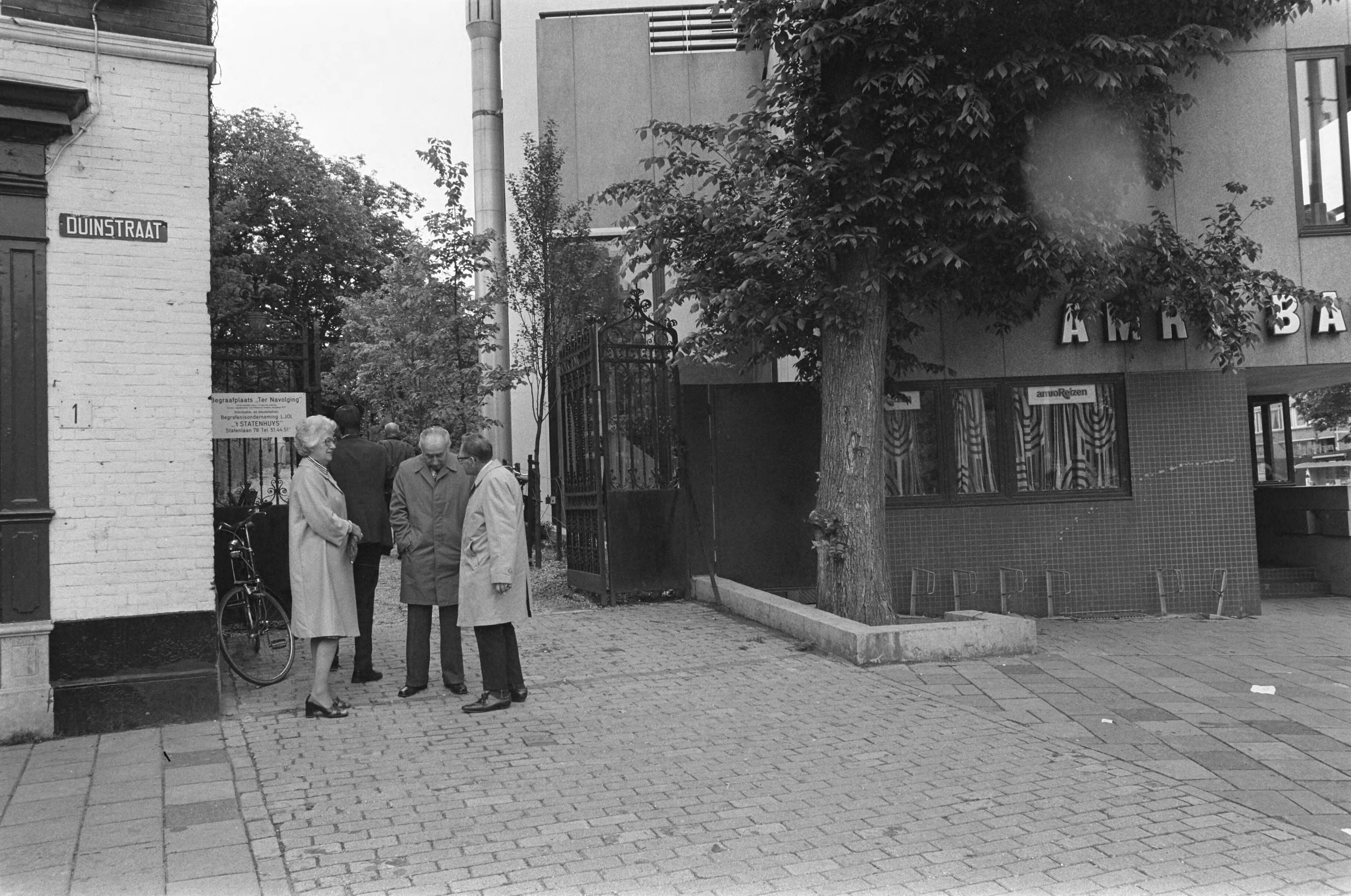Fotocollectie Anefo — Groen van Prinsteren herdenking in Den Haag , opdracht Nederlandse Gedachten — Foto: Mieremet, Rob / Anefo. Licentie: Set B: Rechtenvrij / Publiek Domein. Bron: Nationaal Archief. http://hdl.handle.net/10648/ac8417be-d0b4-102d-bcf8-003048976d84
