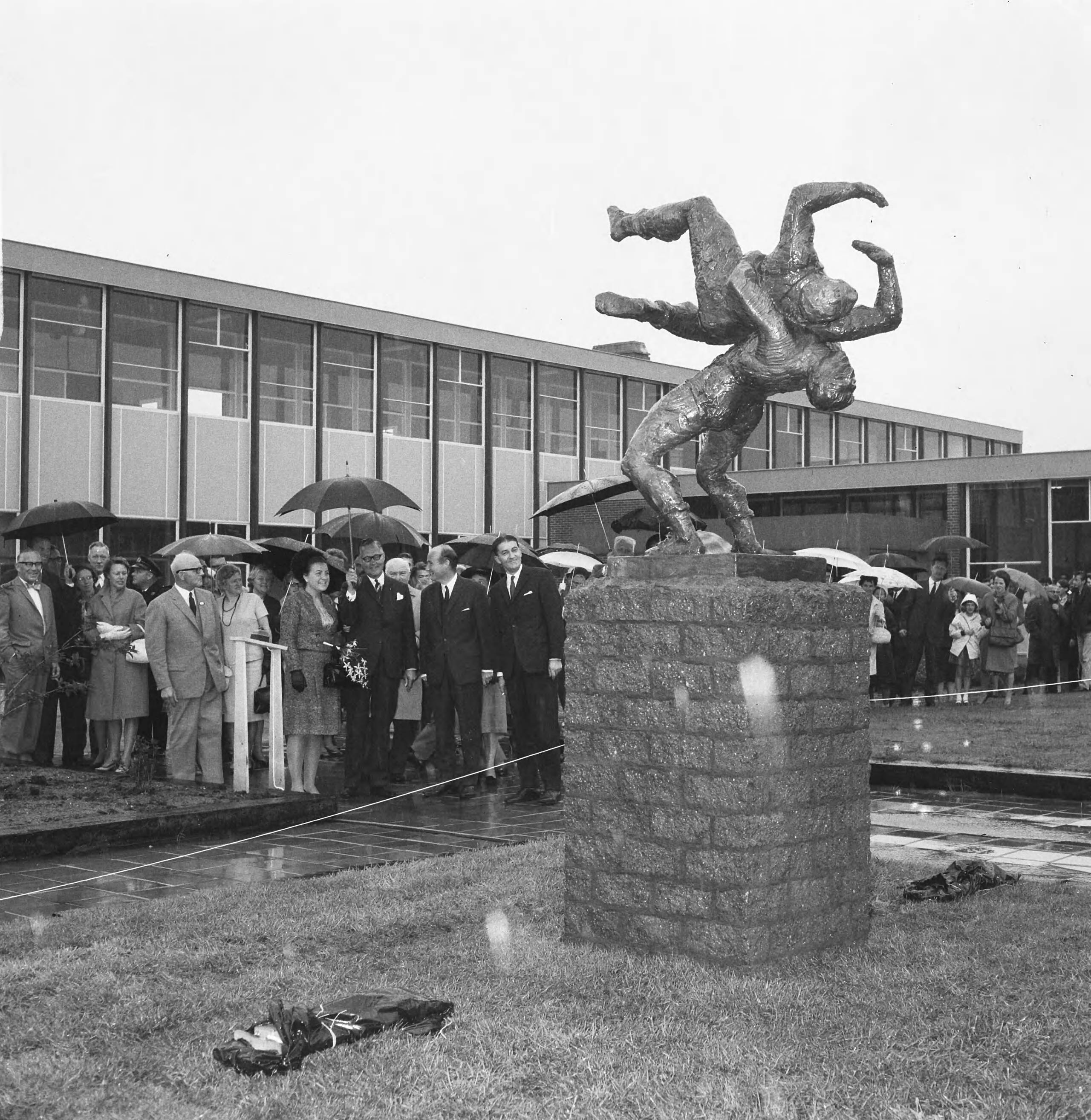 Fotocollectie Anefo — Prinses Margriet opende LTS te Soest — Foto: Kroon, Ron / Anefo. Licentie: Set B: Rechtenvrij / Publiek Domein. Bron: Nationaal Archief. http://hdl.handle.net/10648/aaf051ec-d0b4-102d-bcf8-003048976d84