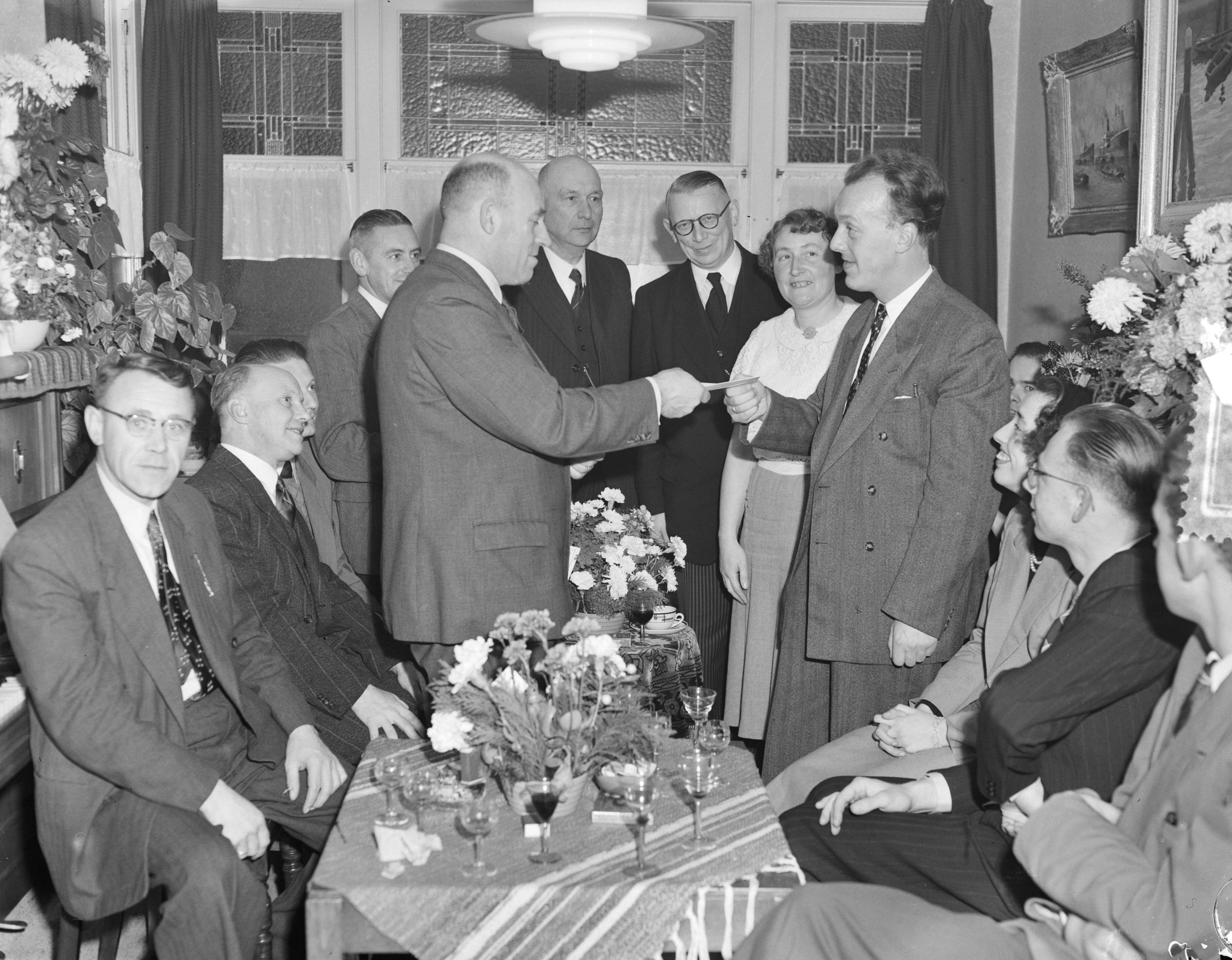 Fotocollectie Anefo — Familie Herzog [Lakeyweg] Den Haag — Foto: Consenheim, Wim / Anefo. Licentie: Set B: Rechtenvrij / Publiek Domein. Bron: Nationaal Archief. http://hdl.handle.net/10648/a901f32c-d0b4-102d-bcf8-003048976d84