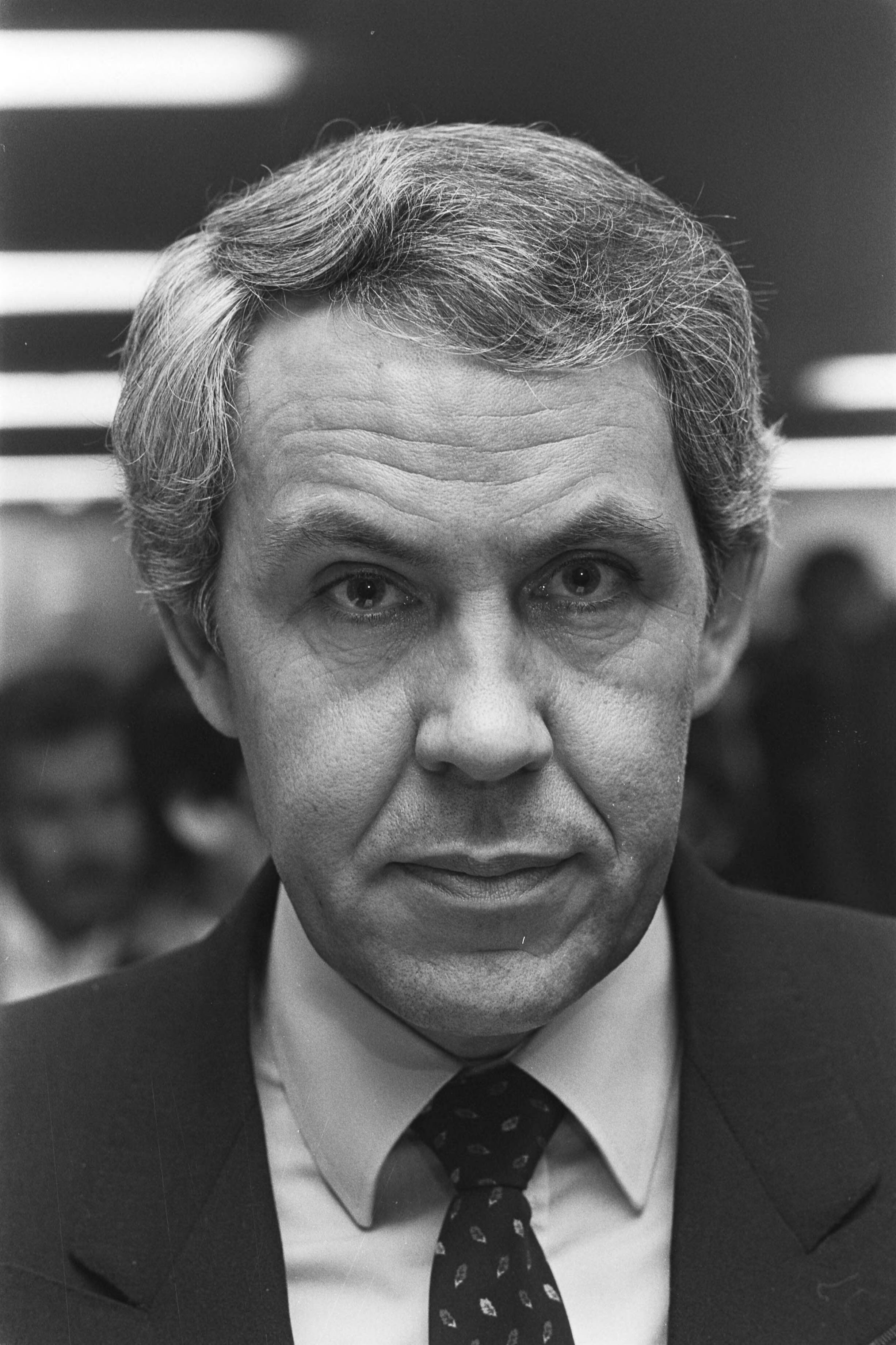 Fotocollectie Anefo — Presentatie boek van de maand "Politiek" in Den Haag ; 23, 24: Henk van Hoorn , 25, 26: Ton Planken (koppen) — Foto: Antonisse, Marcel / Anefo. Licentie: Set B: Rechtenvrij / Publiek Domein. Bron: Nationaal Archief. http://hdl.handle.net/10648/ad1d08c0-d0b4-102d-bcf8-003048976d84