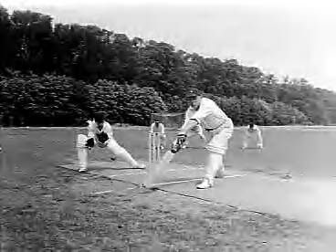 Fotocollectie Anefo — Cricket. Rood en Wit tegen HCCI. Batsman A. van der Togt ( Rood en Wit ), W. Spekking wicket-keeper — Foto: Behrens, Herbert F. / Anefo. Licentie: Set B: Rechtenvrij / Publiek Domein. Bron: Nationaal Archief. http://hdl.handle.net/10648/a9643b40-d0b4-102d-bcf8-003048976d84
