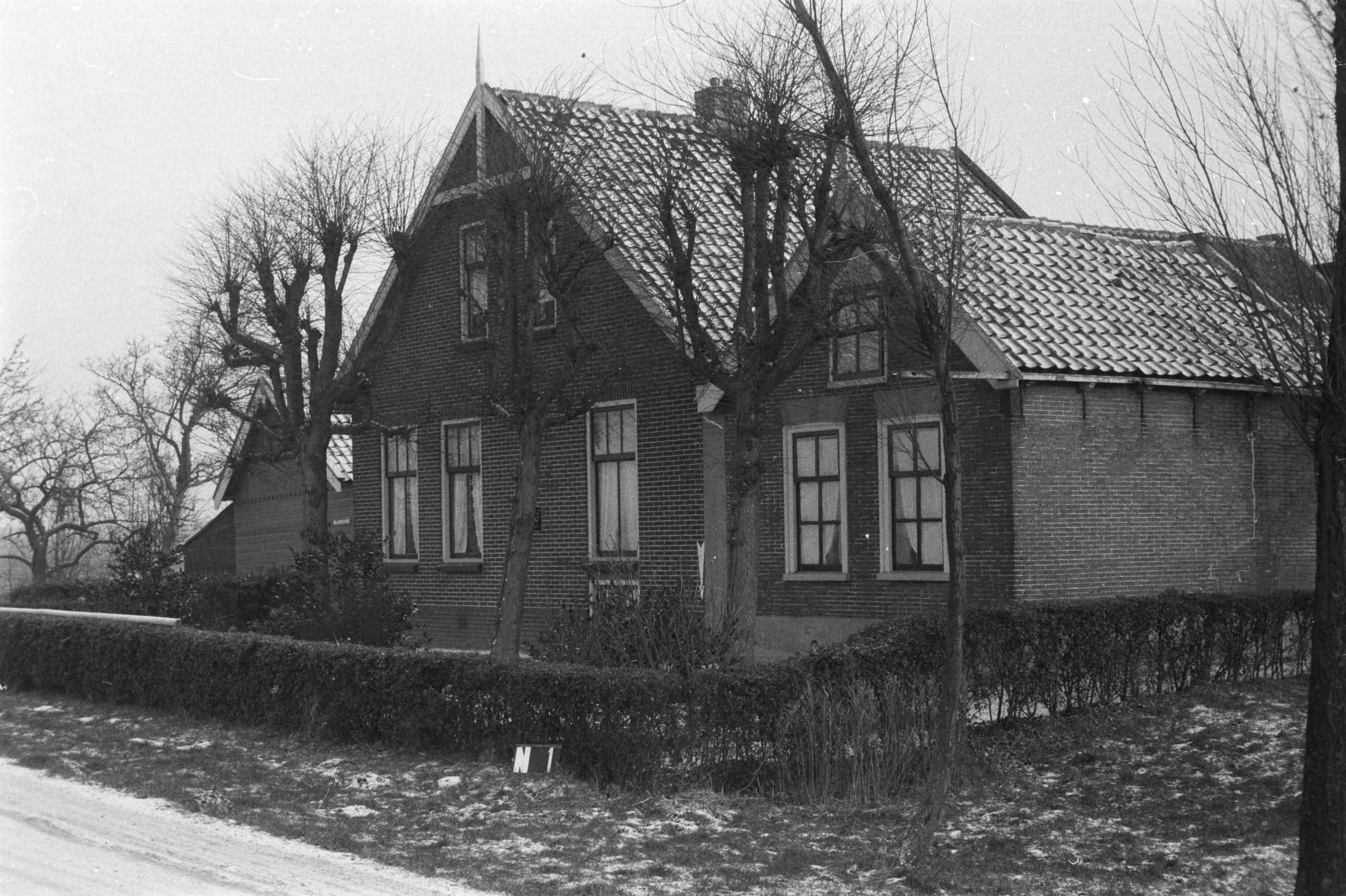 Vaste Punten Cultuurtechnische Dienst — Huis te Noorden of Nieuwkoop (ruilverkaveling Zegveld) — Foto: Fotograaf Onbekend / Heidemij. Licentie: Set B: Rechtenvrij / Publiek Domein. Bron: Nationaal Archief. http://hdl.handle.net/10648/ae927a00-d0b4-102d-bcf8-003048976d84