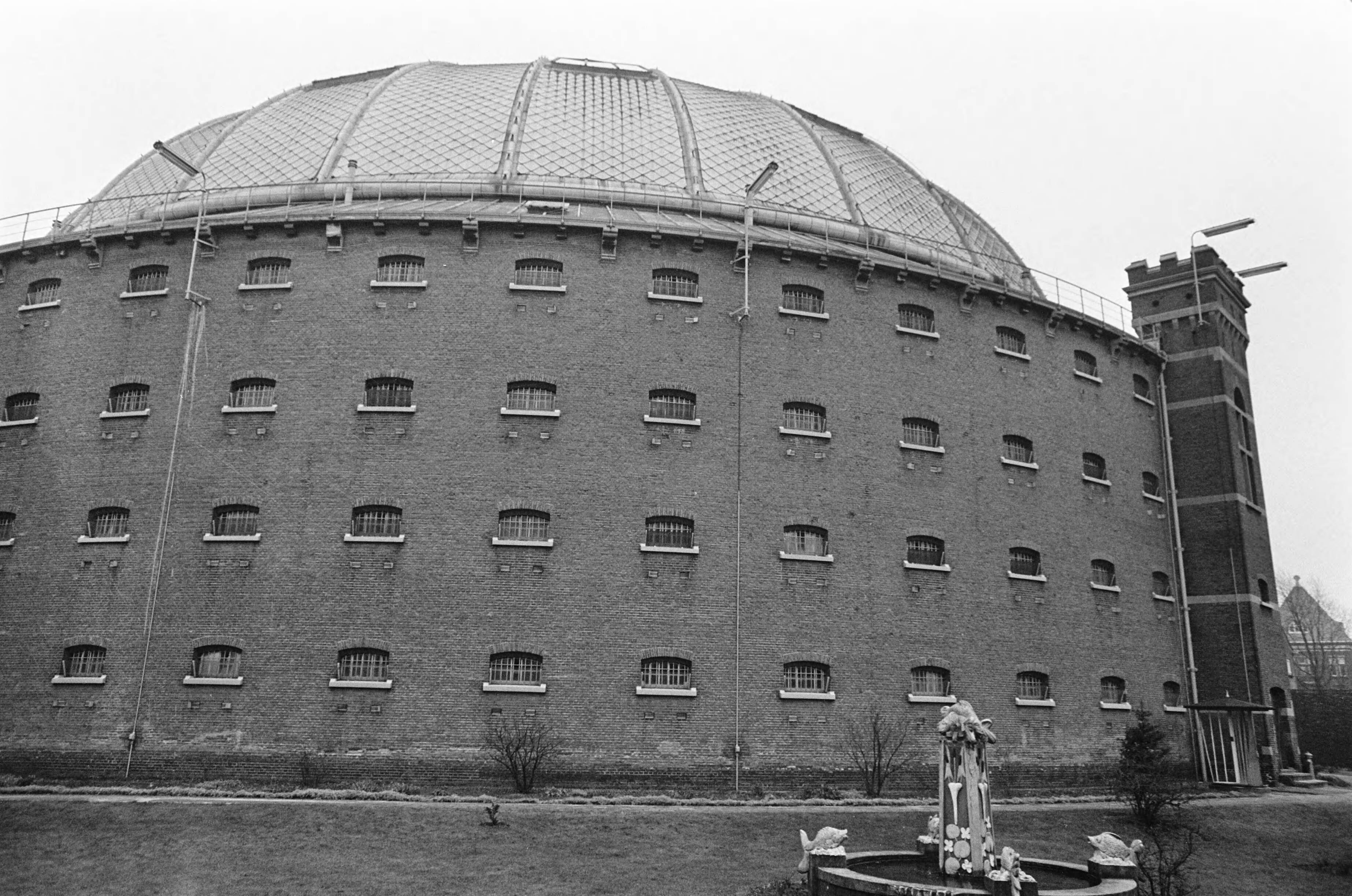 Fotocollectie Anefo — Gevangenis te Breda, in en exterieurs — Foto: Nijs, Jac. de / Anefo. Licentie: Set B: Rechtenvrij / Publiek Domein. Bron: Nationaal Archief. http://hdl.handle.net/10648/ab0fb99c-d0b4-102d-bcf8-003048976d84