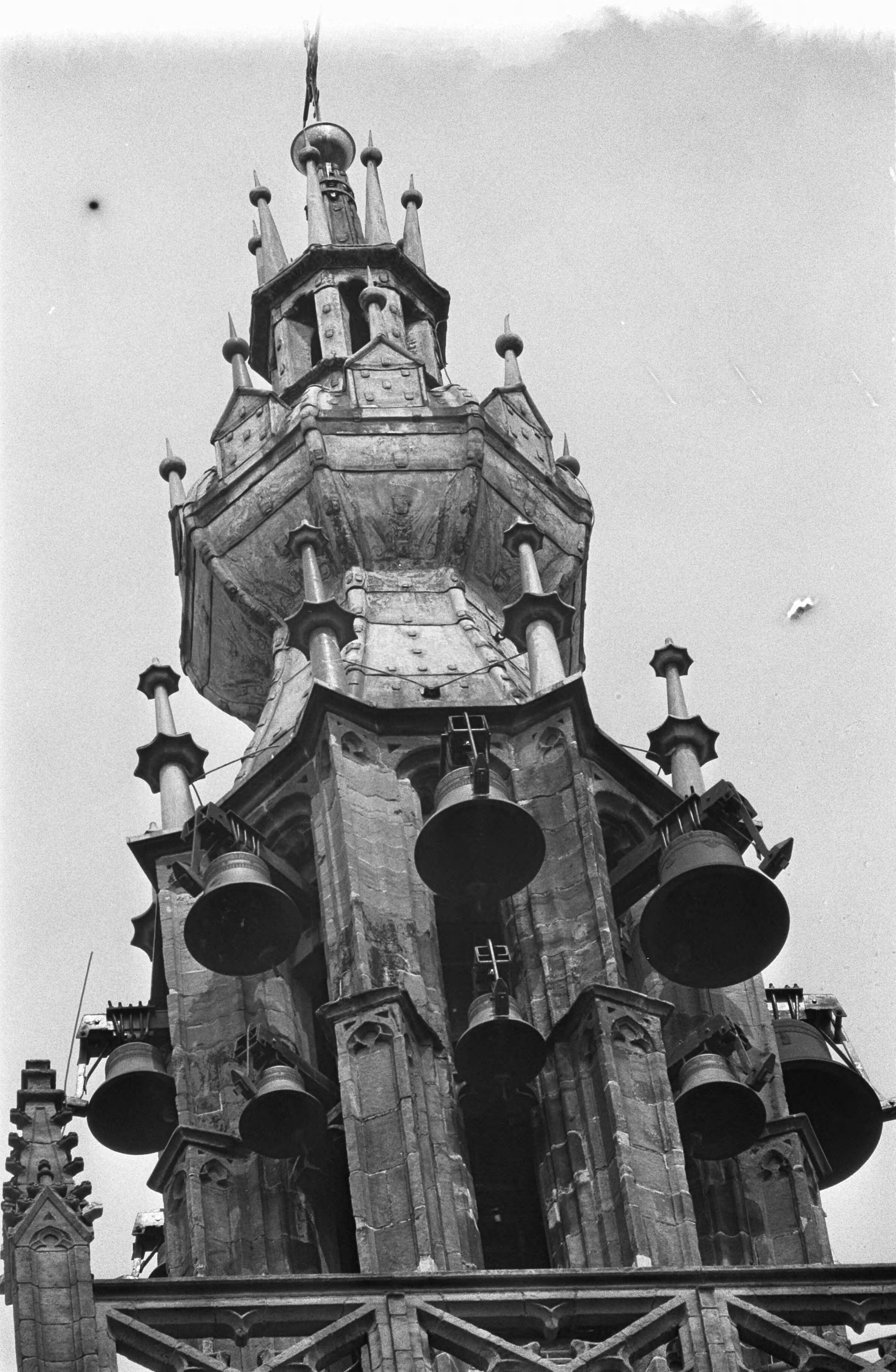 Speeltoren te Edam in restauratie — Speeltoren in Edam met carillon — Foto: Fotograaf Onbekend / Anefo. Licentie: Set B: Rechtenvrij / Publiek Domein. Bron: Nationaal Archief. http://hdl.handle.net/10648/abe8c534-d0b4-102d-bcf8-003048976d84