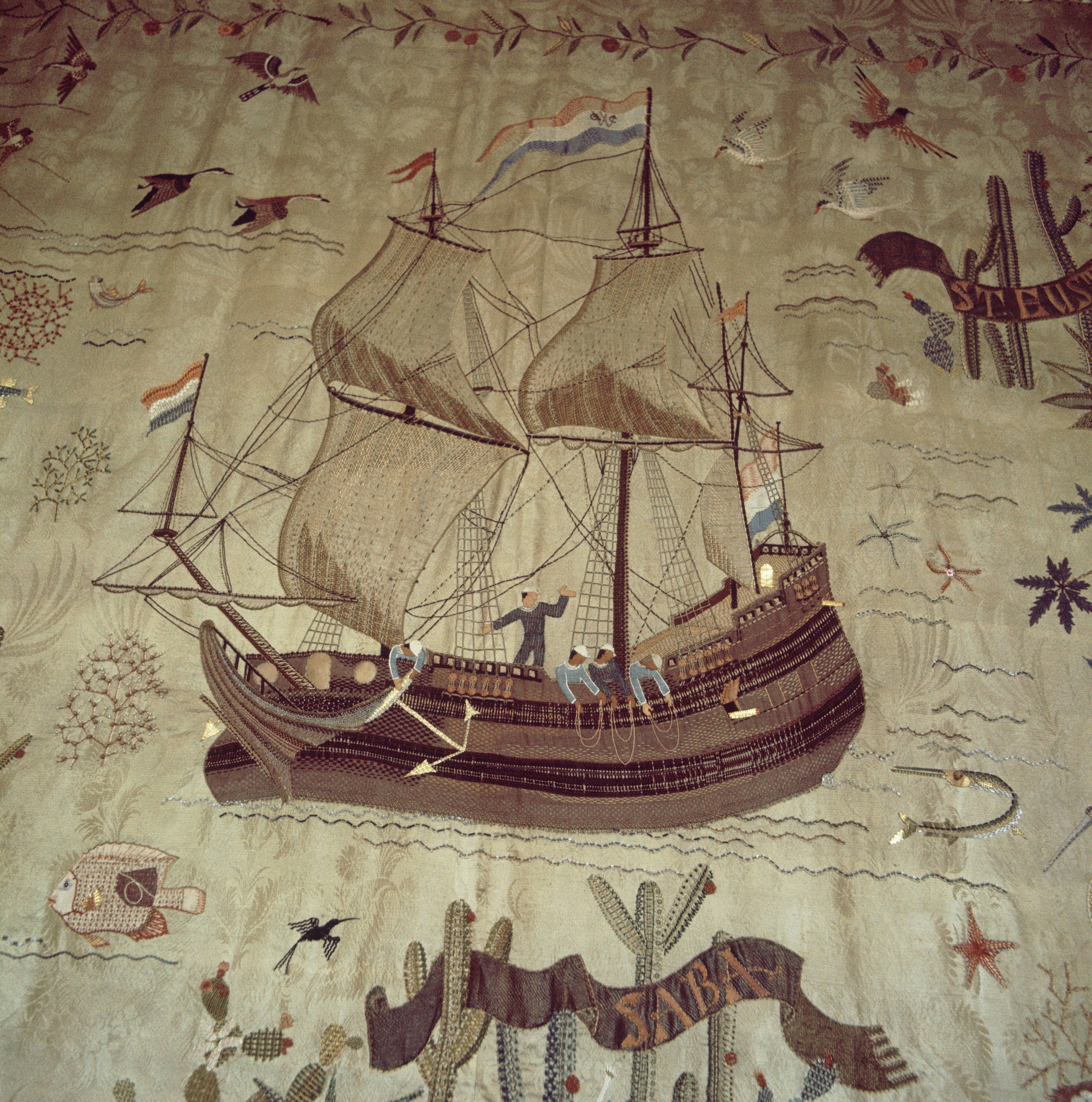 Paleis Soestdijk — Detail wandkleed — Foto: Onbekend / RVD. Licentie: Set B: Rechtenvrij / Publiek Domein. Bron: Nationaal Archief. http://hdl.handle.net/10648/afa83448-d0b4-102d-bcf8-003048976d84