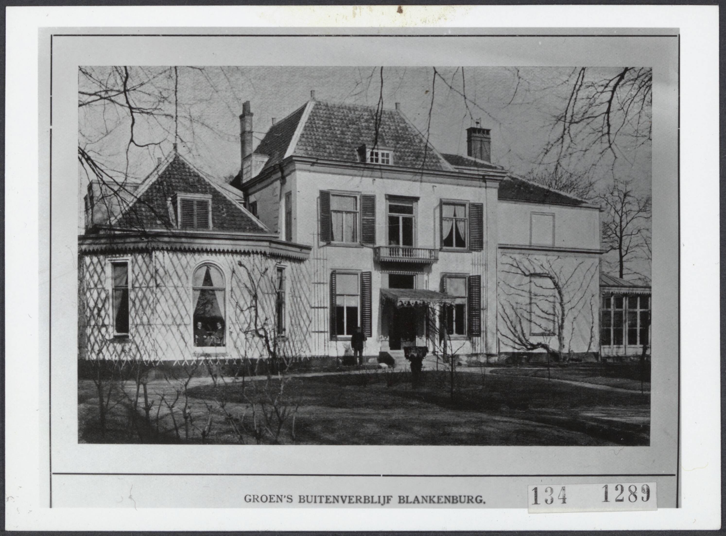 Historie / onderwijs — Buitenverblijf van Groen van Prinsterer "Blankenburg" — Foto: Rijksvoorlichtingsdienst (RVD). Licentie: Set B: Rechtenvrij / Publiek Domein. Bron: Nationaal Archief. http://hdl.handle.net/10648/af5f1a24-d0b4-102d-bcf8-003048976d84