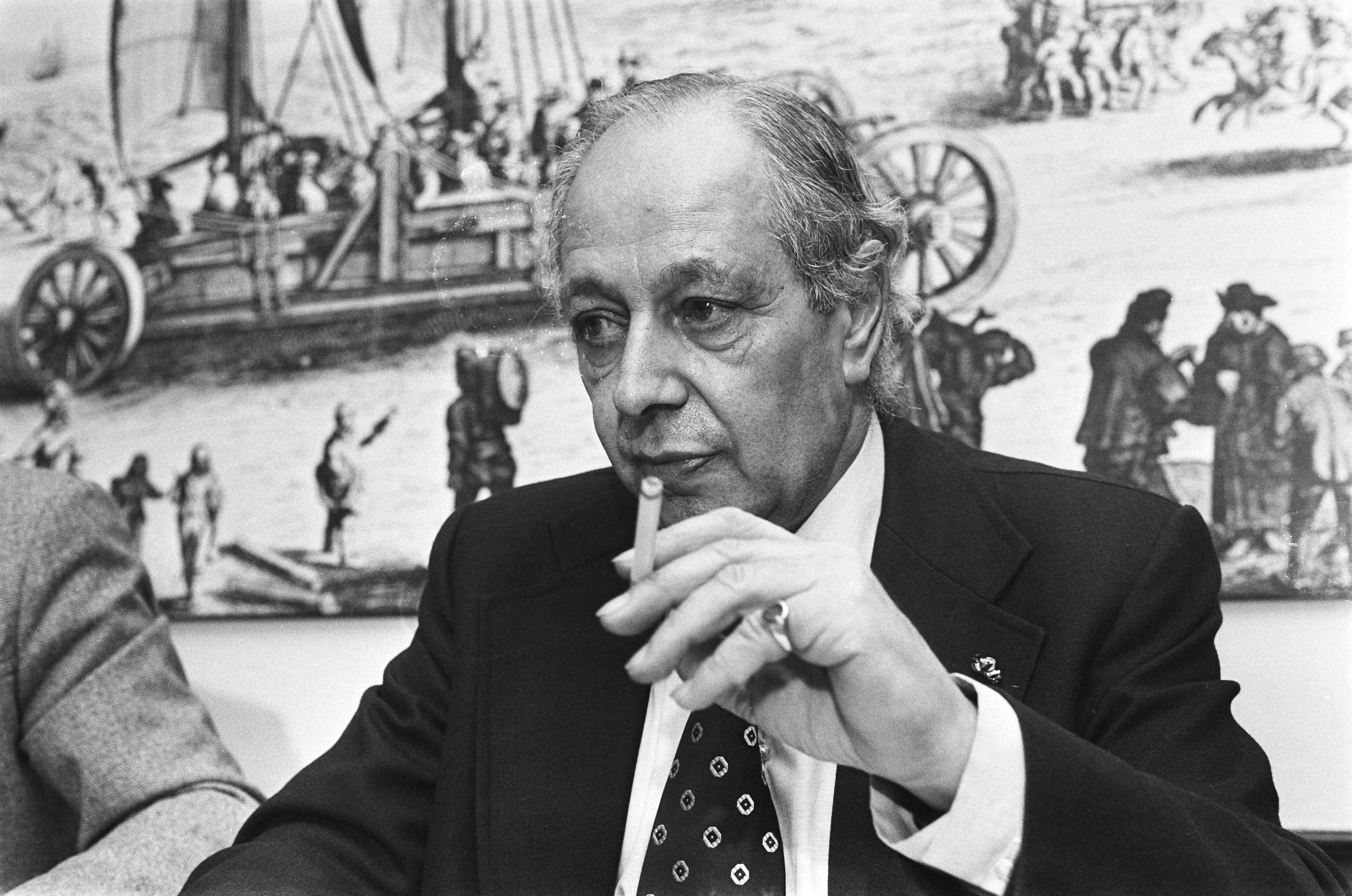 Fotocollectie Anefo — Prof. Belinfante presenteert boek "In plaats van bijltjesdag" ( Den Haag ); prof. Belinfante (kop) — Foto: Croes, Rob C. / Anefo. Licentie: Set B: Rechtenvrij / Publiek Domein. Bron: Nationaal Archief. http://hdl.handle.net/10648/acc16240-d0b4-102d-bcf8-003048976d84