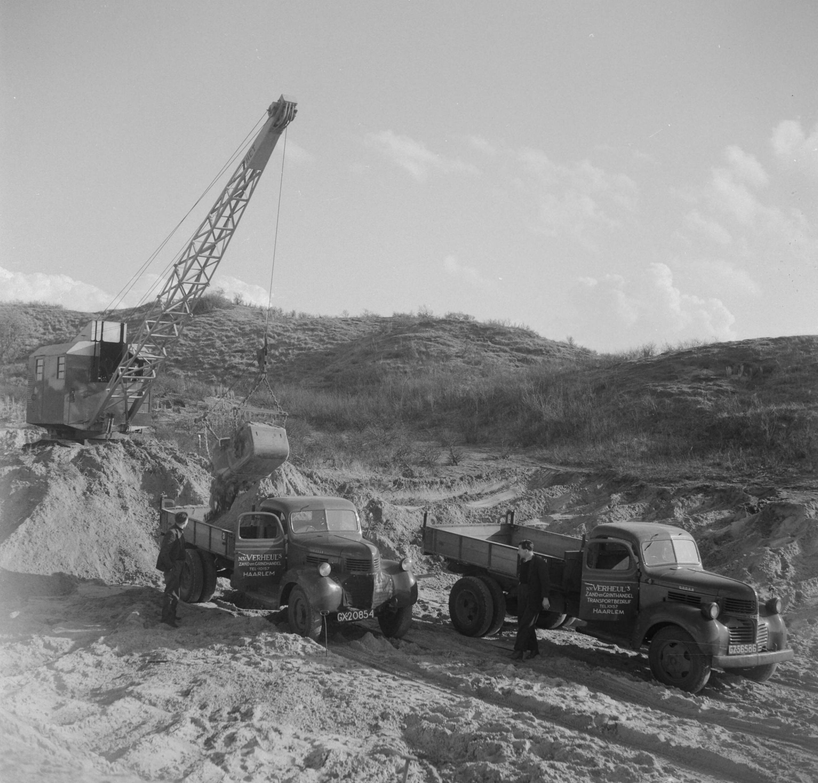 Fotocollectie Anefo — Nationaal Park Kennemerduin Bloemendaal — Foto: Oorschot, […] van / Anefo. Licentie: Set B: Rechtenvrij / Publiek Domein. Bron: Nationaal Archief. http://hdl.handle.net/10648/a8e7a6c0-d0b4-102d-bcf8-003048976d84