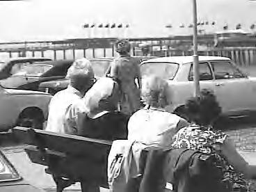 Fotocollectie Rijksvoorlichtingsdienst Eigen — Dia's boulevards Scheveningen [ doorlopende serie van 2] — Foto: Schuurman, Ralph L. / RVD. Licentie: Set B: Rechtenvrij / Publiek Domein. Bron: Nationaal Archief. http://hdl.handle.net/10648/af6fa56a-d0b4-102d-bcf8-003048976d84