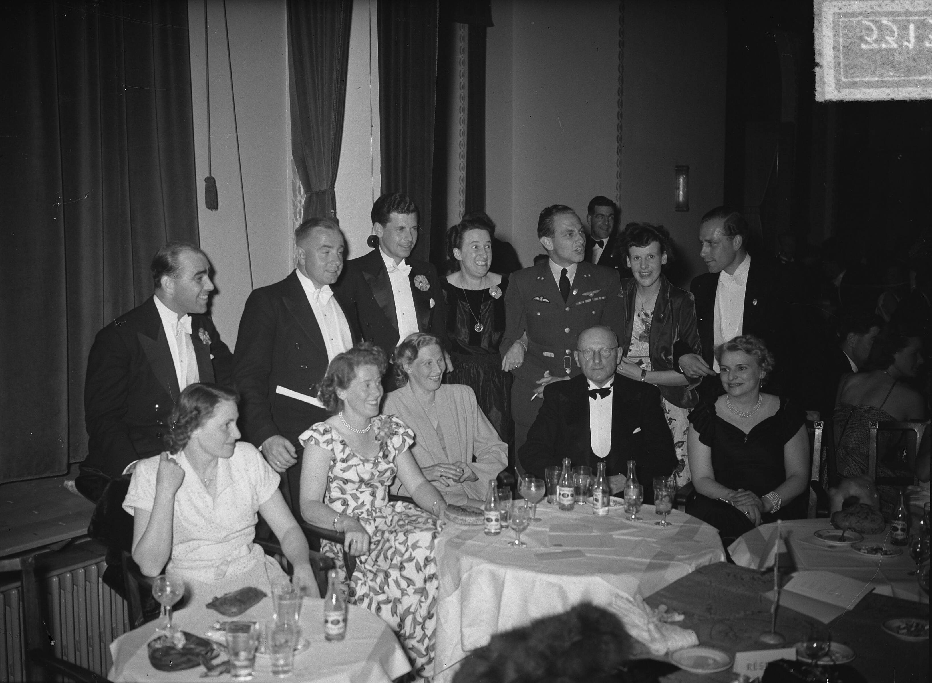 Fotocollectie Anefo — Internationaal Hockeytoernooi Den Haag — Foto: Winterbergen, Rolf / Anefo. Licentie: Set B: Rechtenvrij / Publiek Domein. Bron: Nationaal Archief. http://hdl.handle.net/10648/a8c5ef3a-d0b4-102d-bcf8-003048976d84